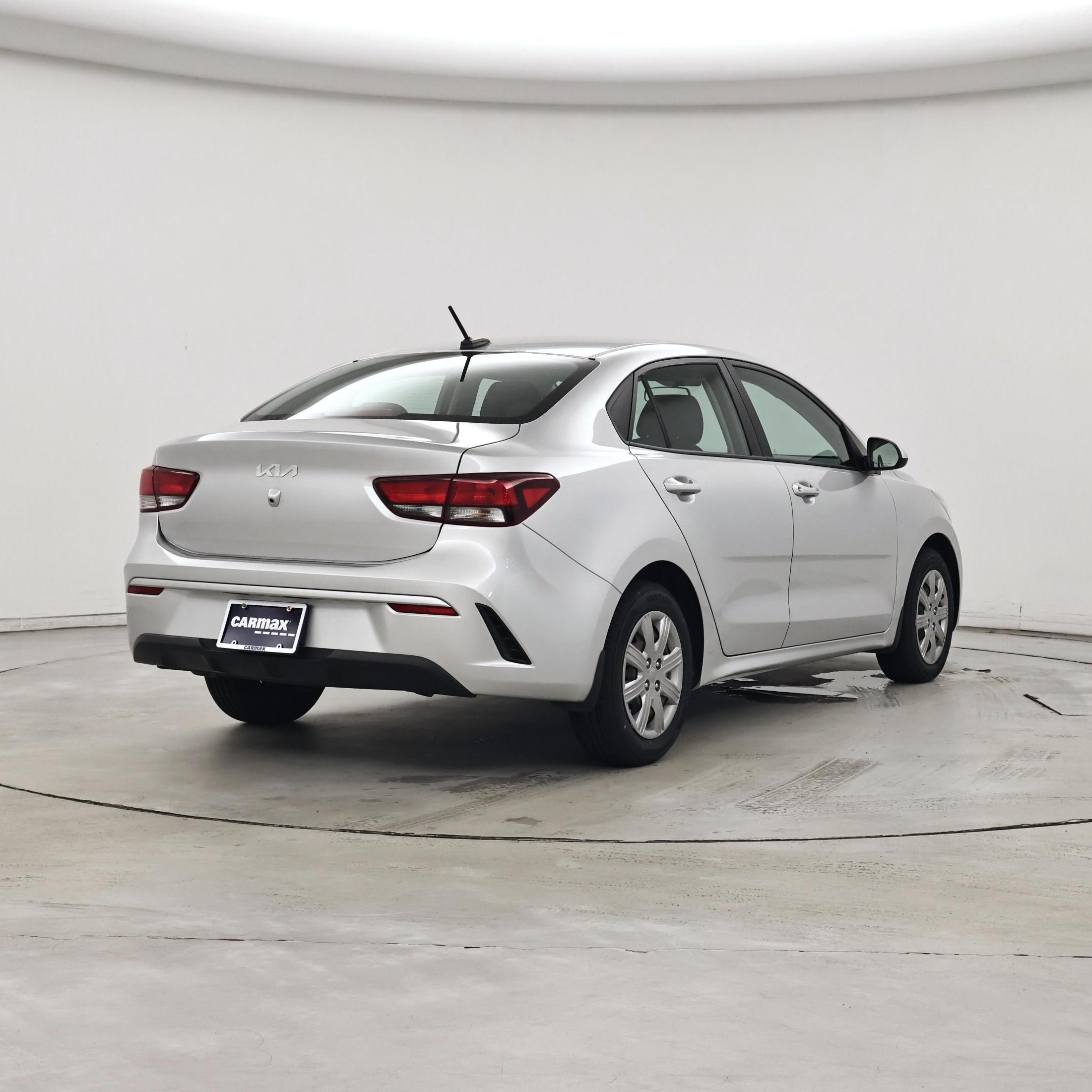 Thumbnail: 2022 Kia Rio - 8