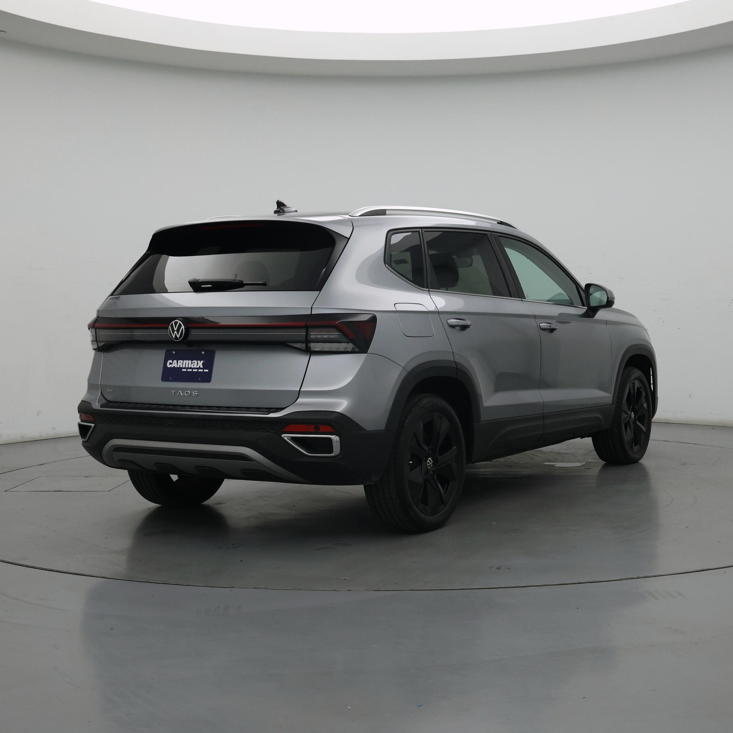 Thumbnail: 2025 Volkswagen Taos - 8