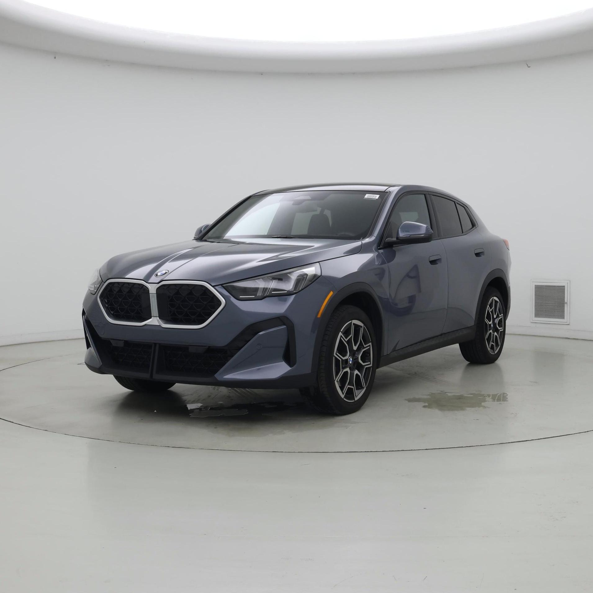 Thumbnail: 2025 BMW X2 - 4