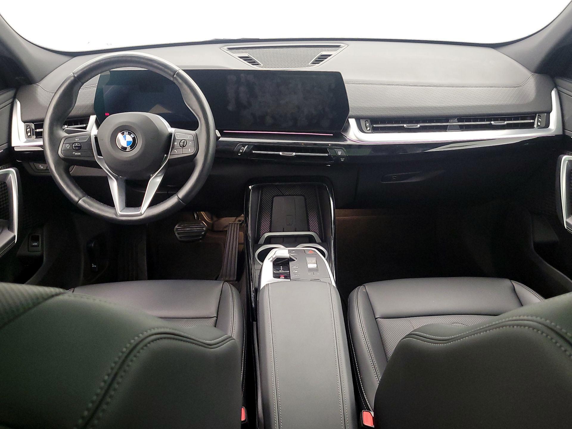 Thumbnail: 2025 BMW X2 - 9