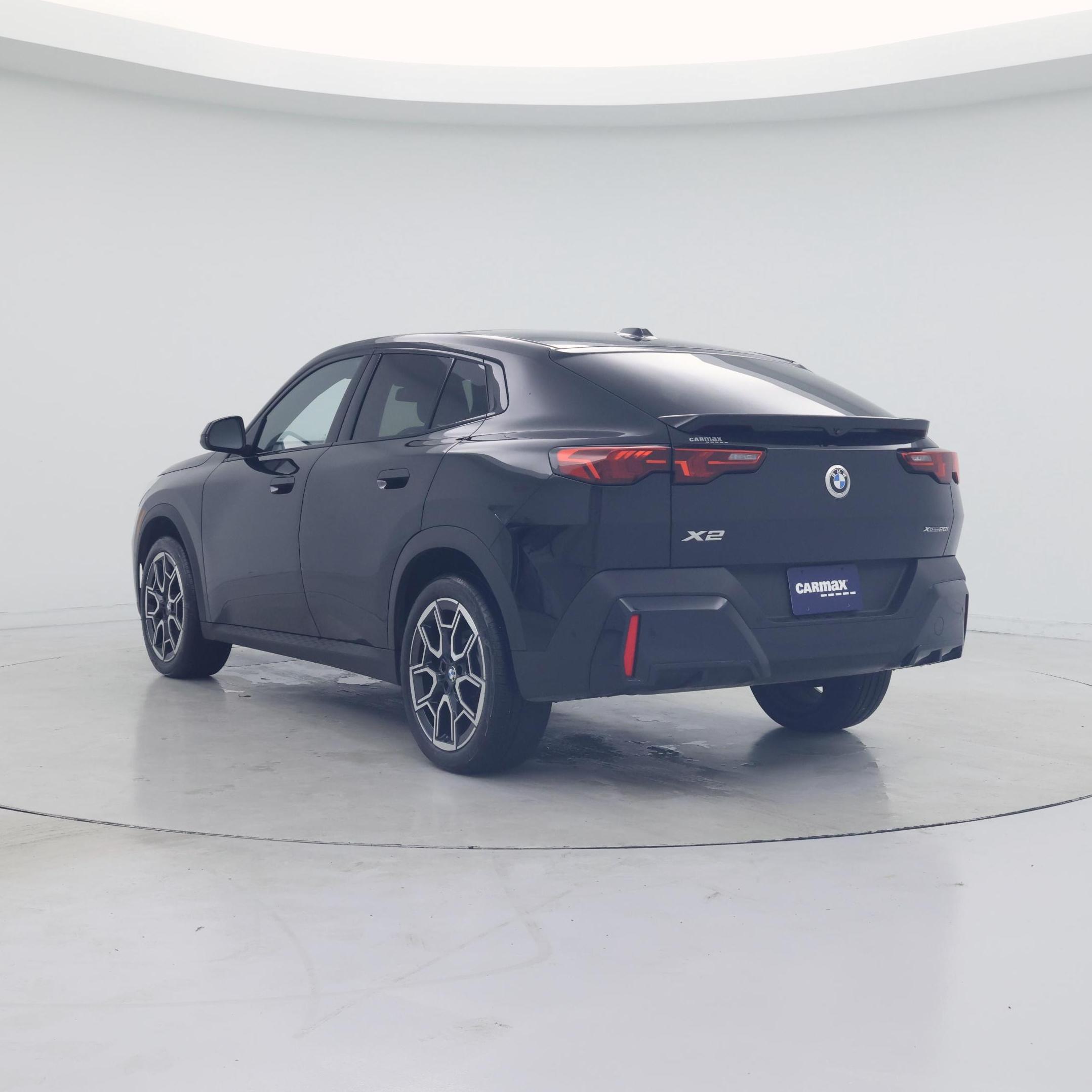 Thumbnail: 2025 BMW X2 - 2