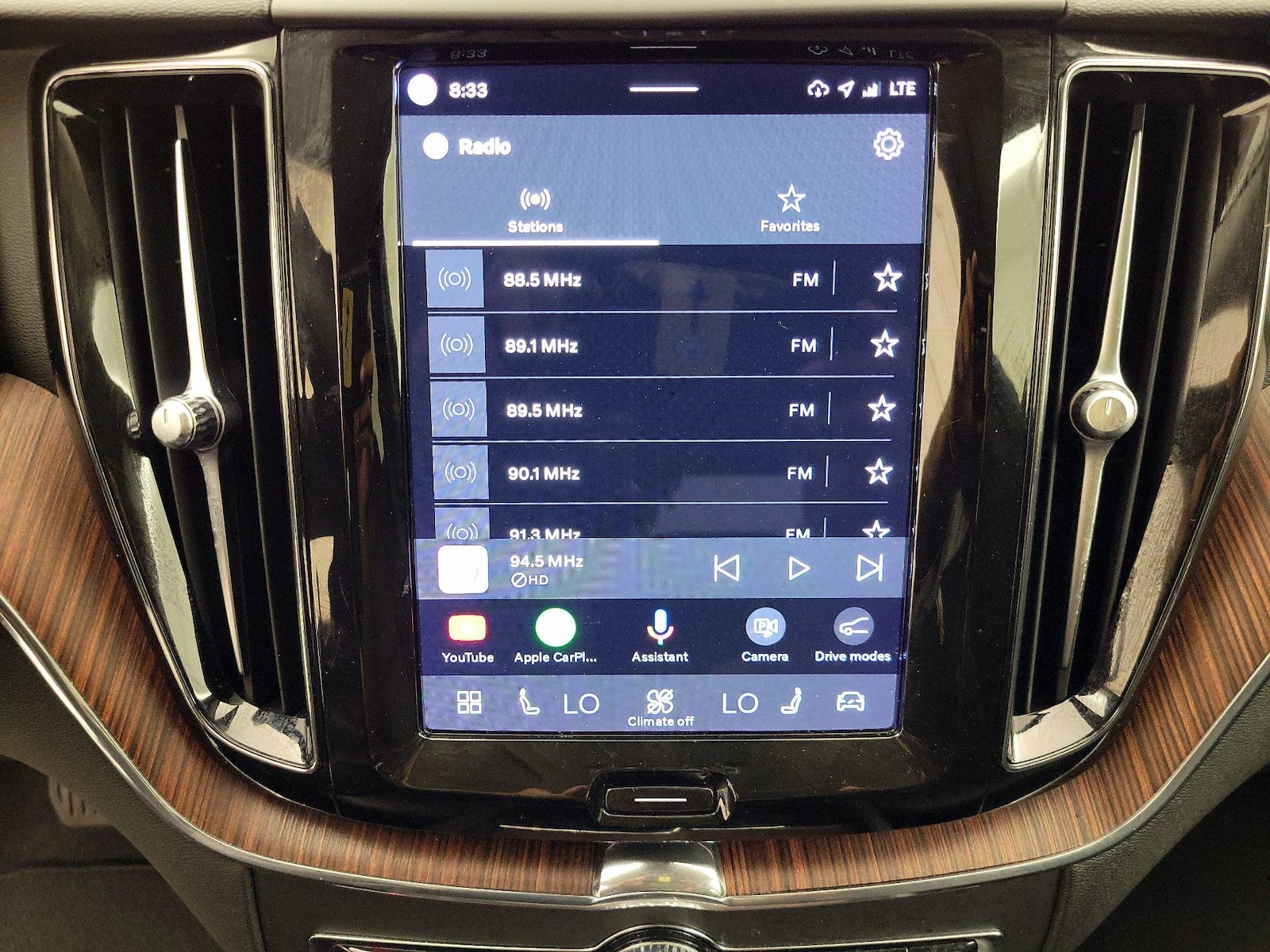 2023 Volvo XC60 Plus - Photo 16