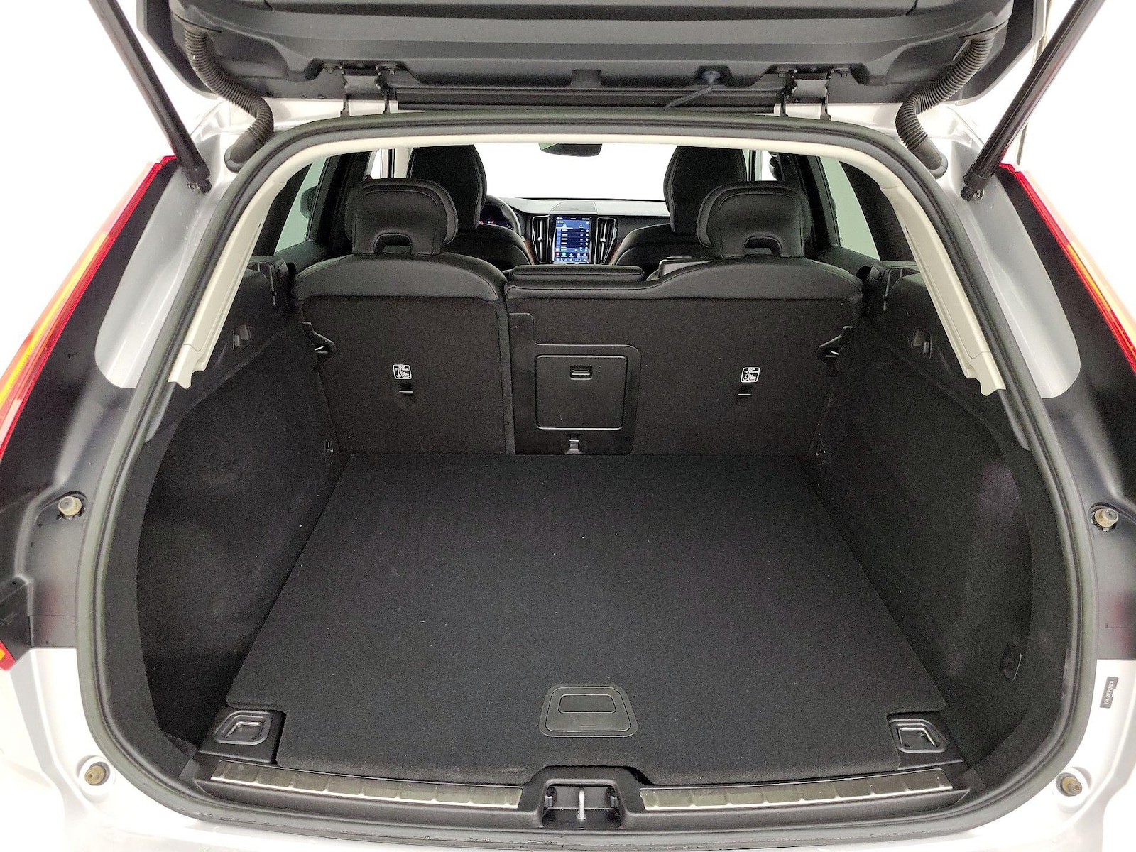 2023 Volvo XC60 Plus - Photo 22