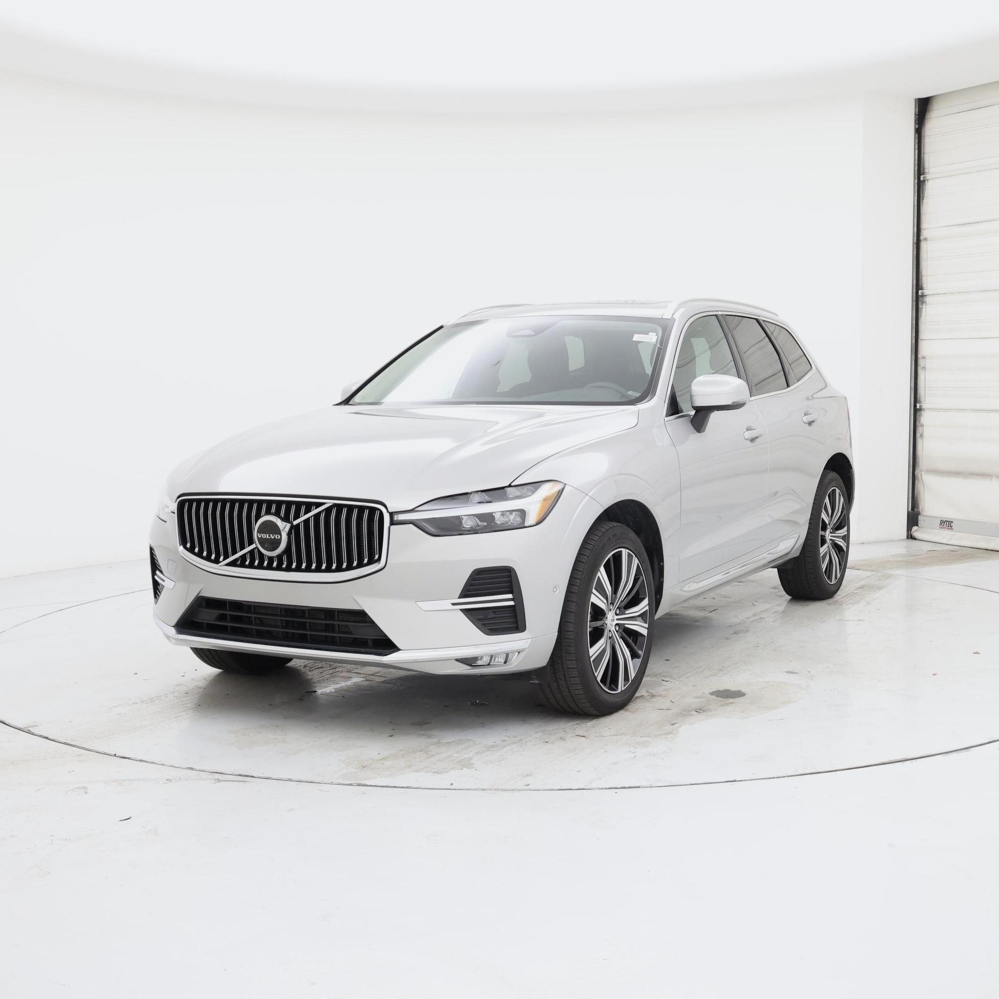 Thumbnail: 2023 Volvo XC60 - 4