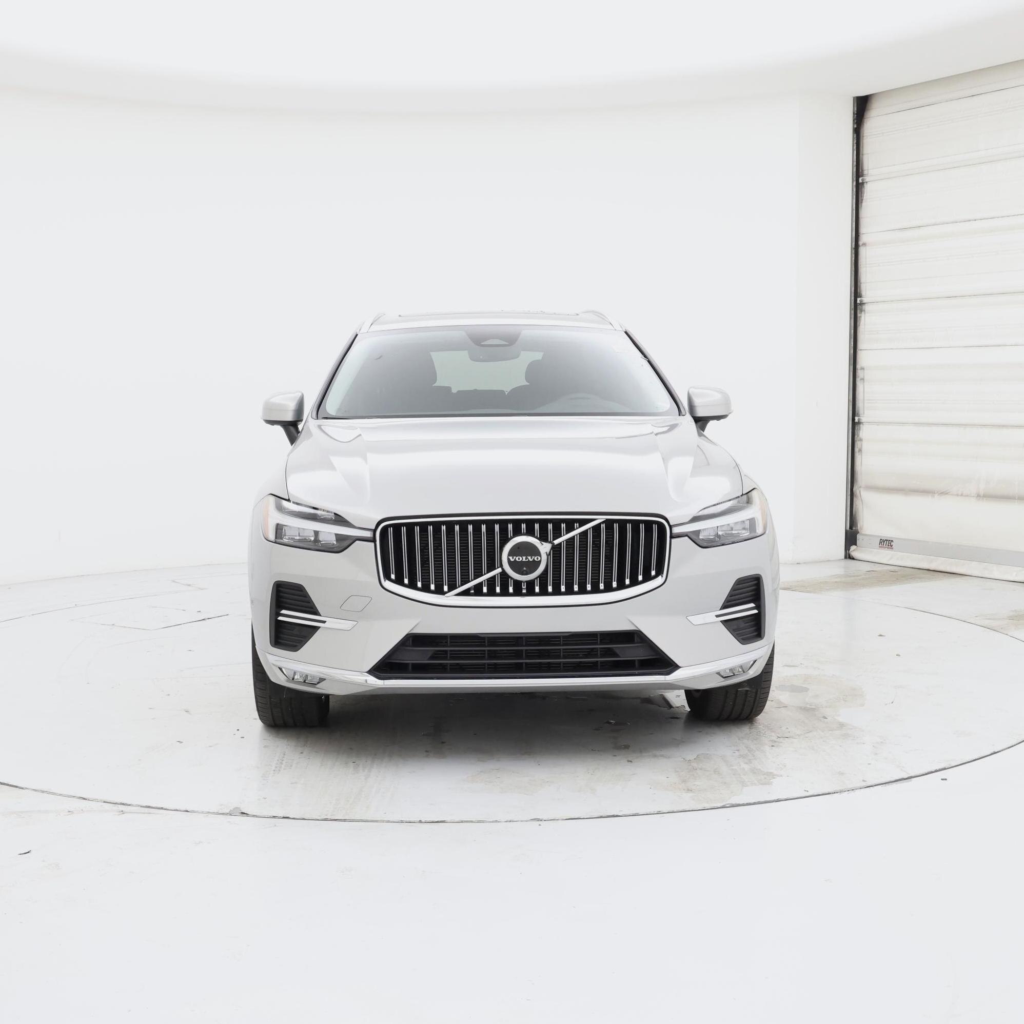 Thumbnail: 2023 Volvo XC60 - 5