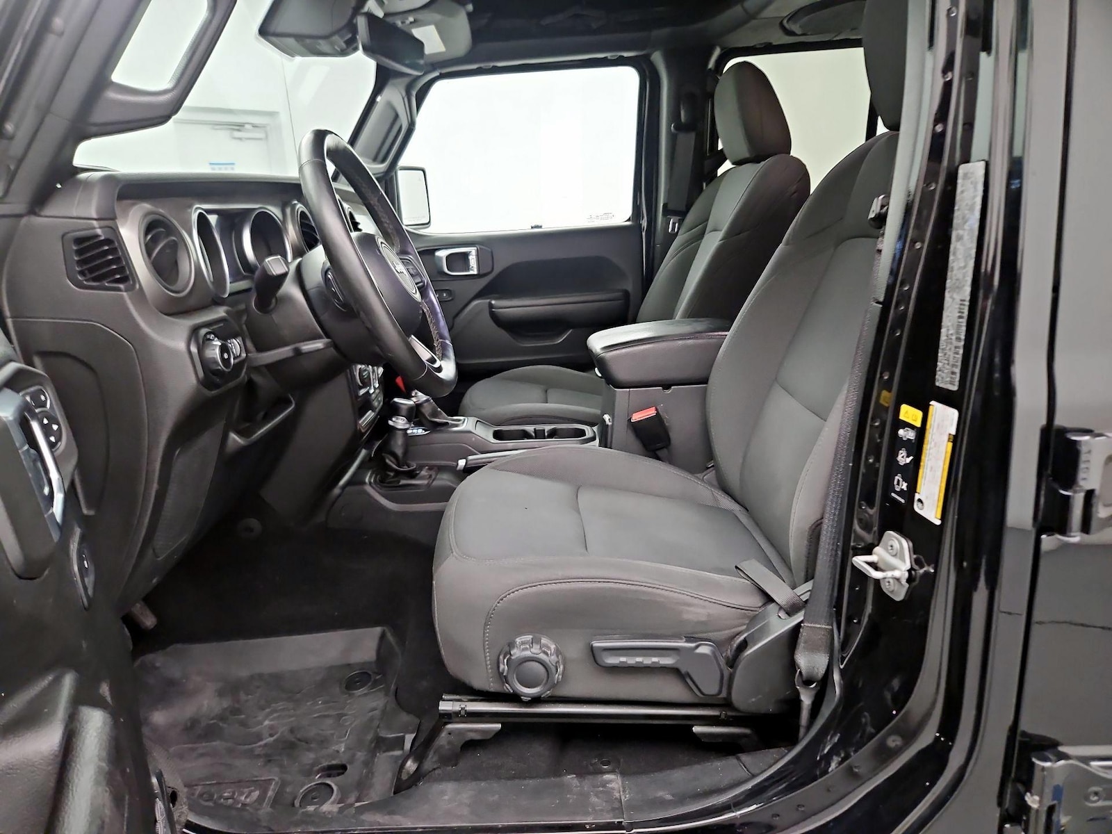 2021 Jeep Wrangler Unlimited Willys - Photo 12