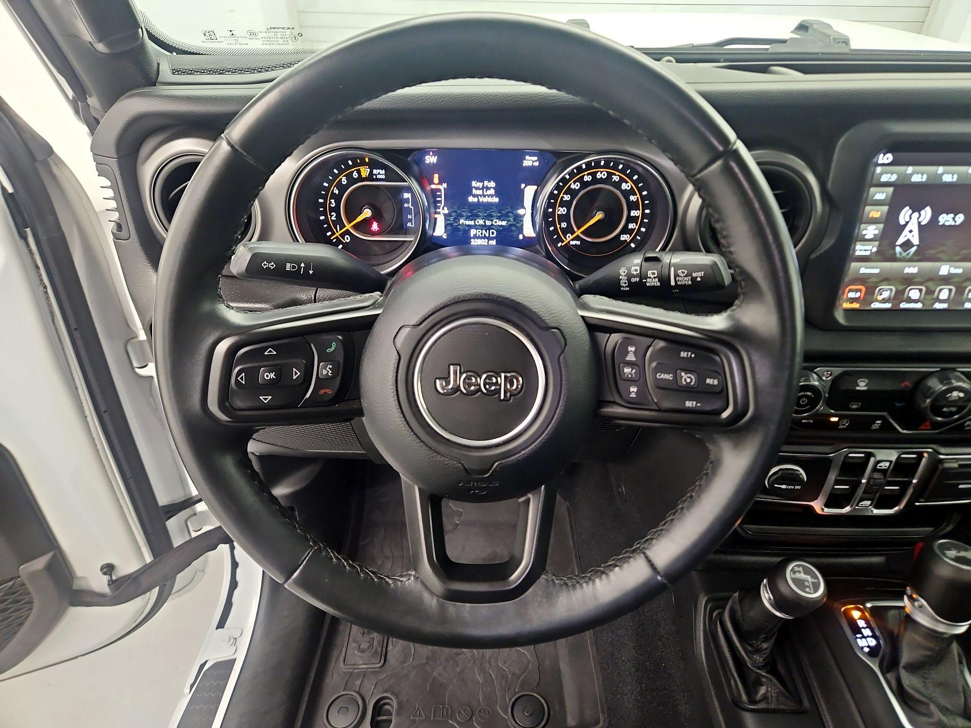 Thumbnail: 2022 Jeep Wrangler - 10