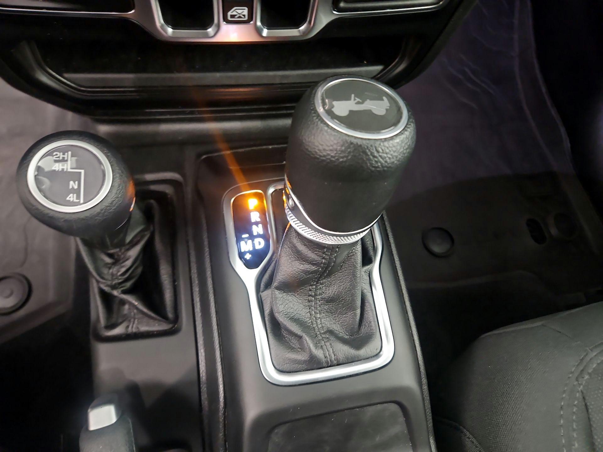 Thumbnail: 2022 Jeep Wrangler - 17