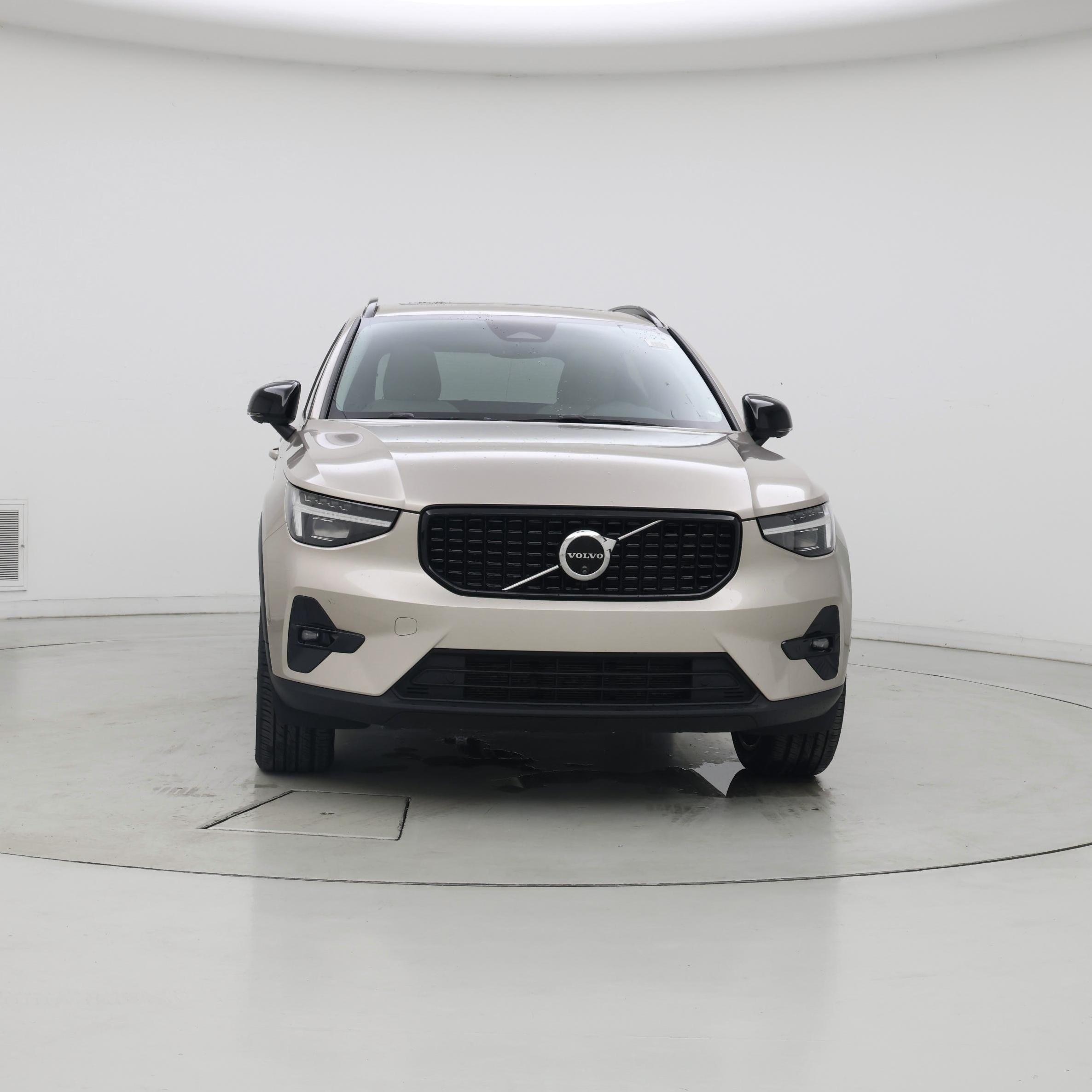 Thumbnail: 2024 Volvo XC40 - 5