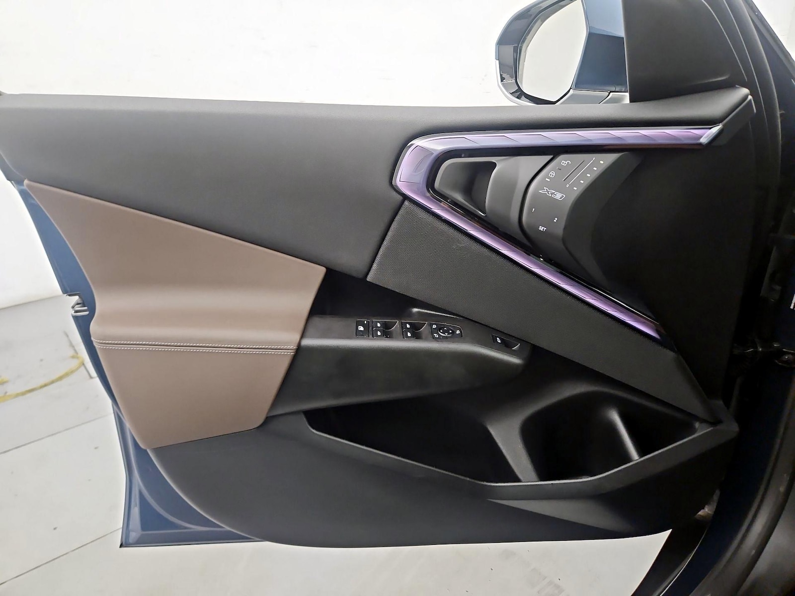 2025 BMW X3 30 - Photo 13