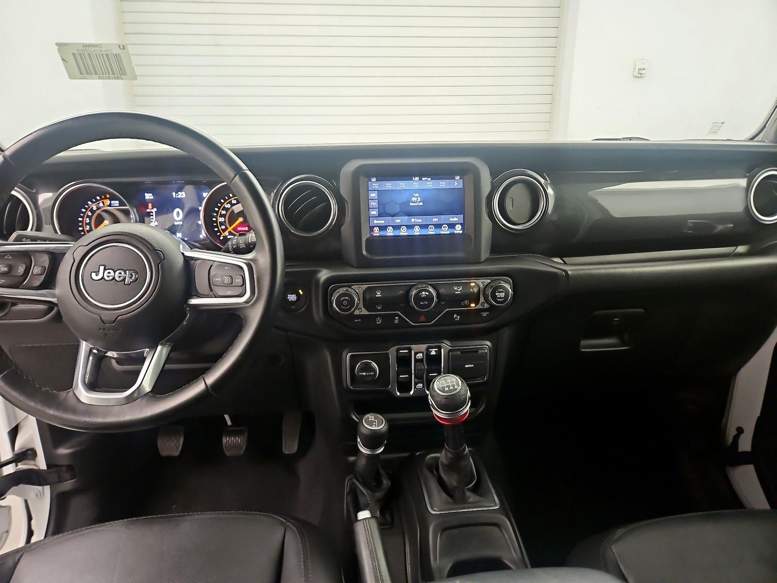 Photo 10