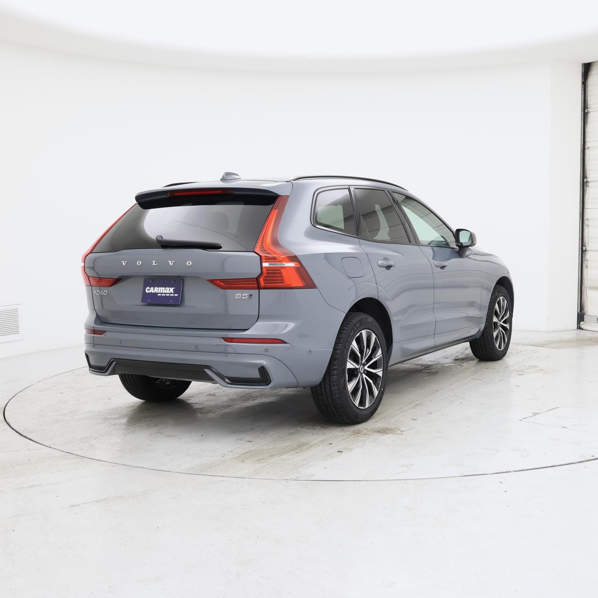 Thumbnail: 2024 Volvo XC60 - 8