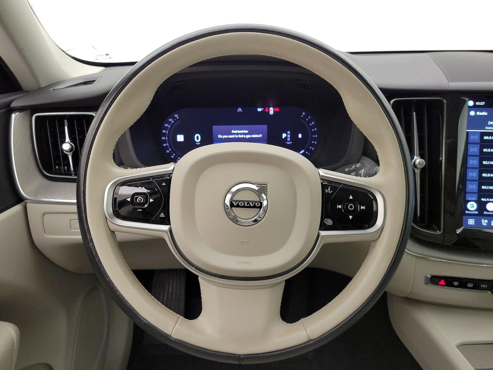 2023 Volvo XC60 Plus - Photo 11