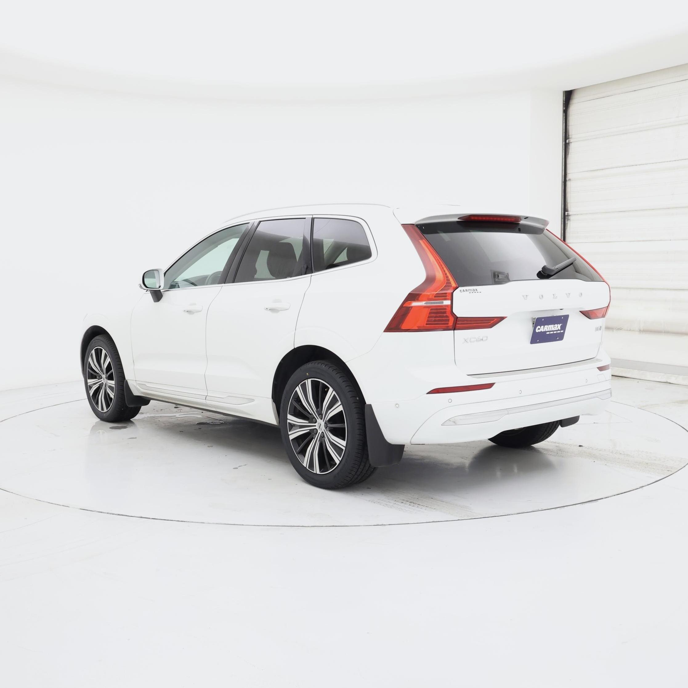 Thumbnail: 2023 Volvo XC60 - 2