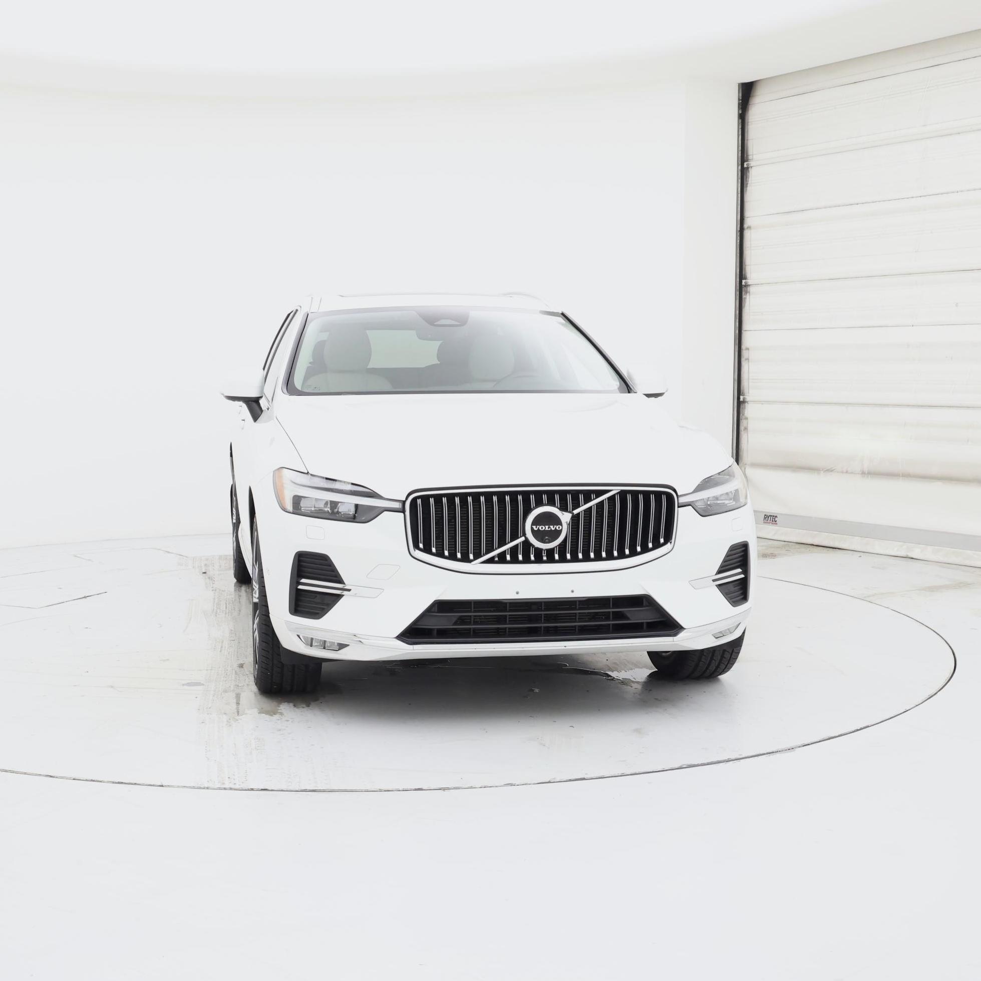 Thumbnail: 2023 Volvo XC60 - 5