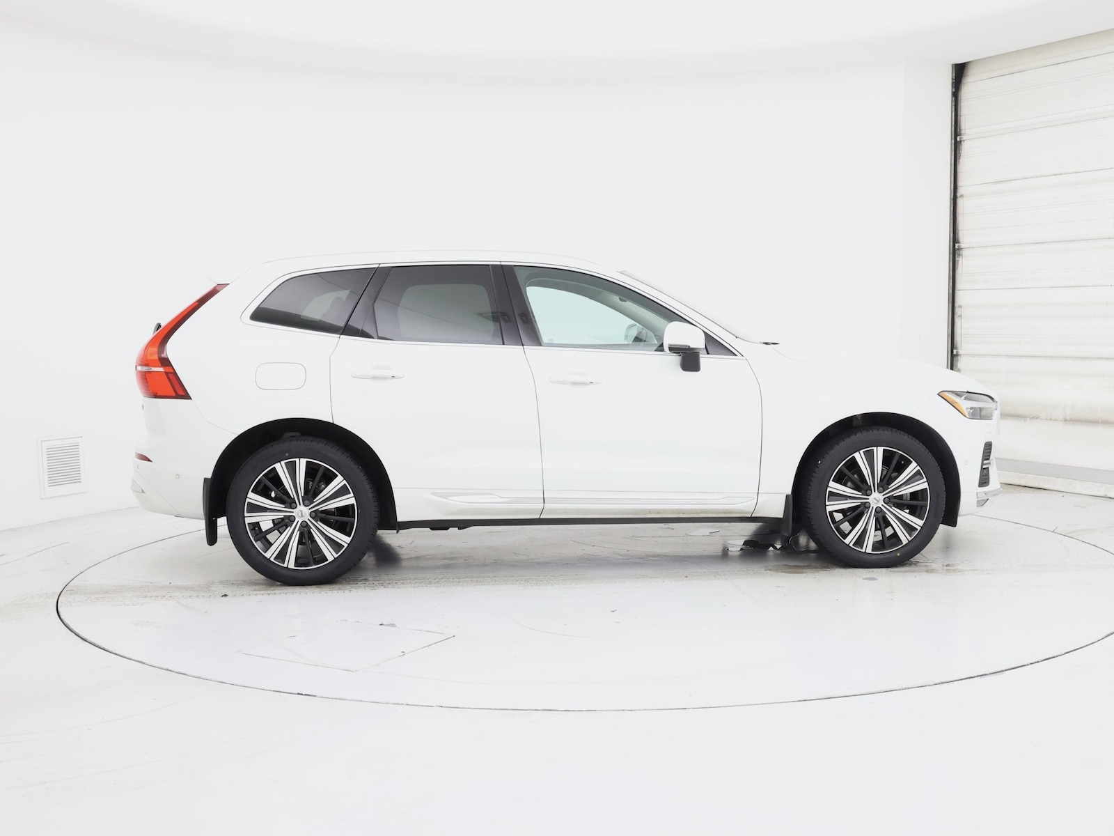 2023 Volvo XC60 Plus - Photo 8