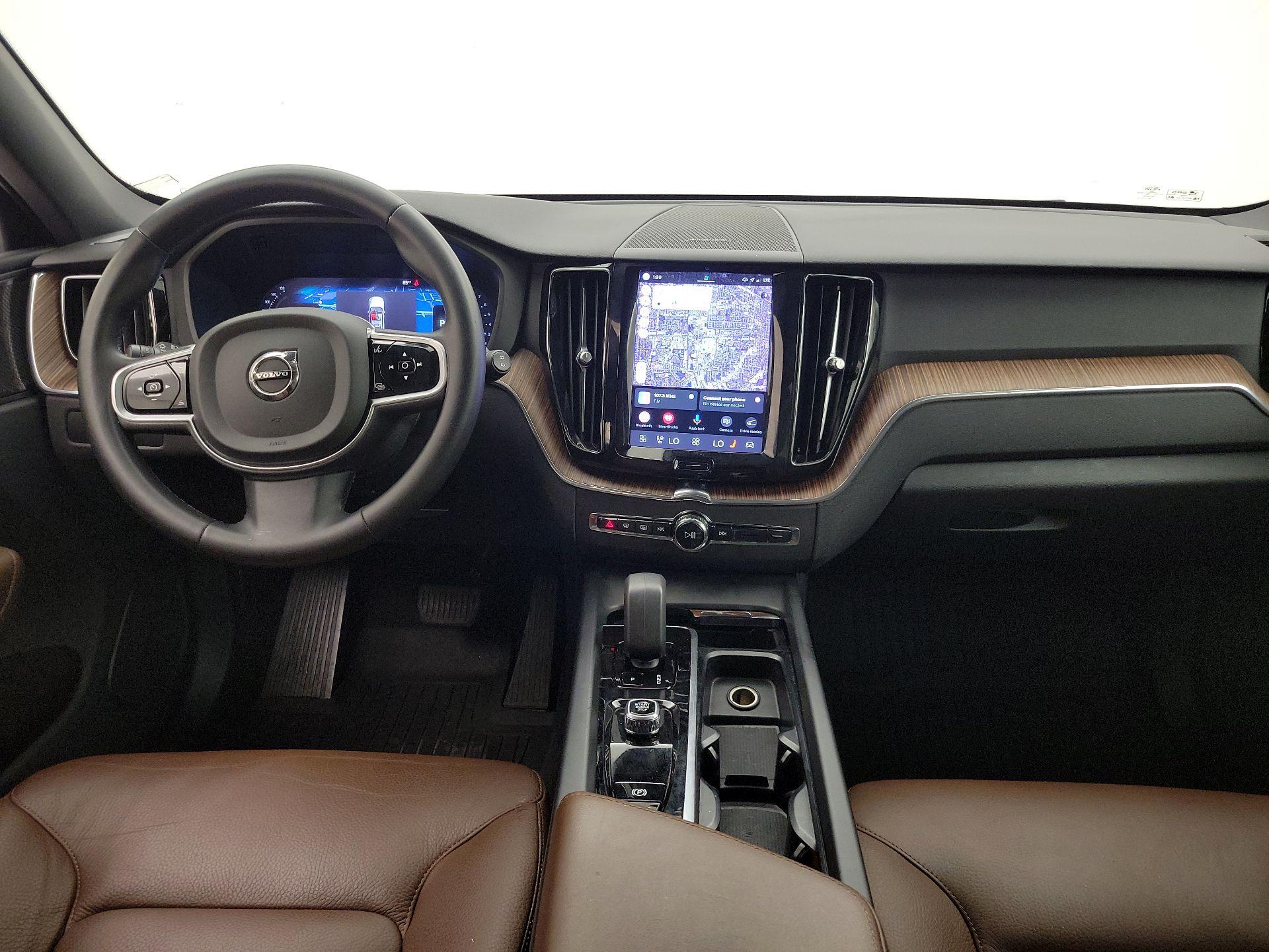 Thumbnail: 2023 Volvo XC60 - 9