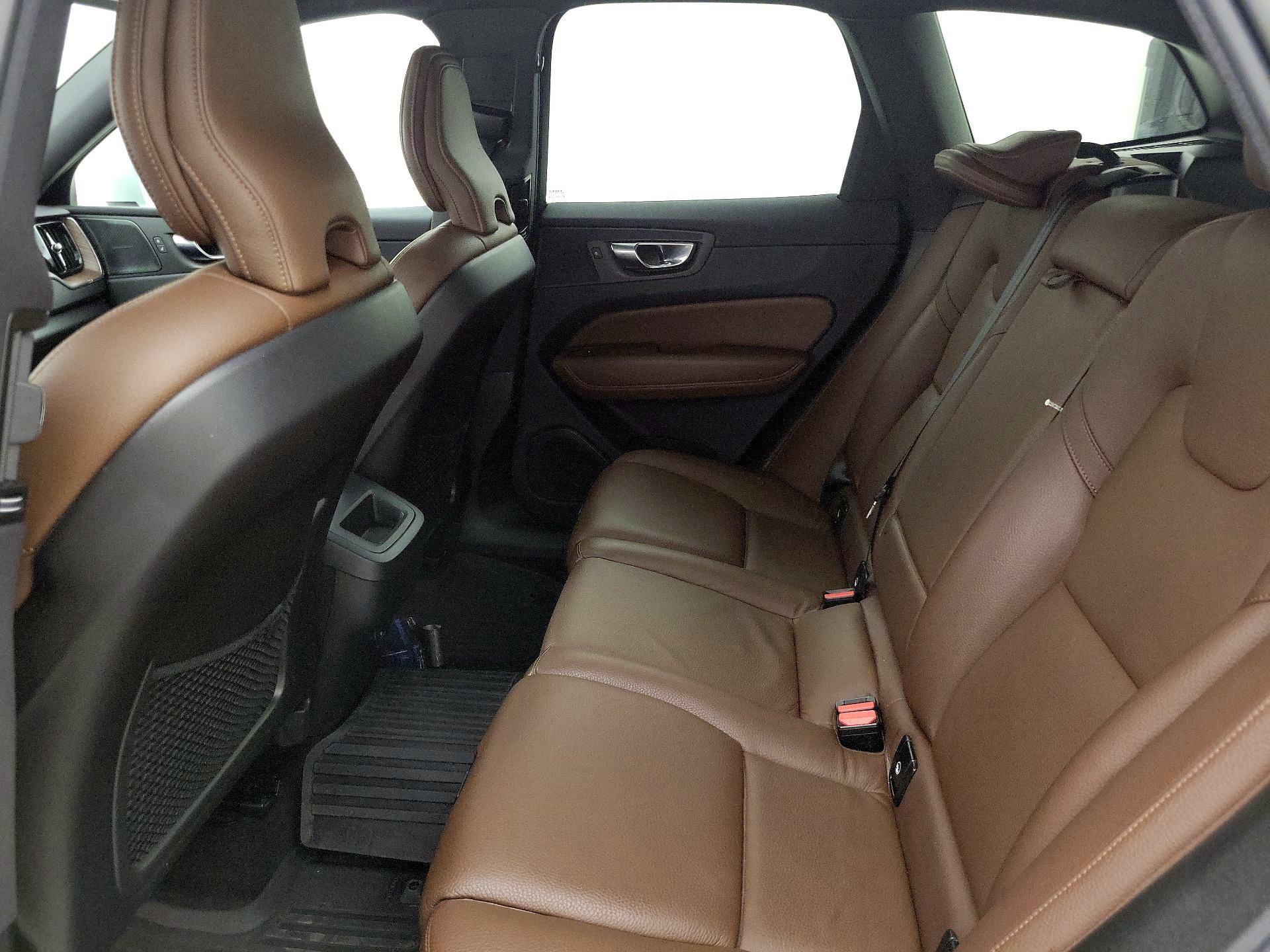 Thumbnail: 2023 Volvo XC60 - 19