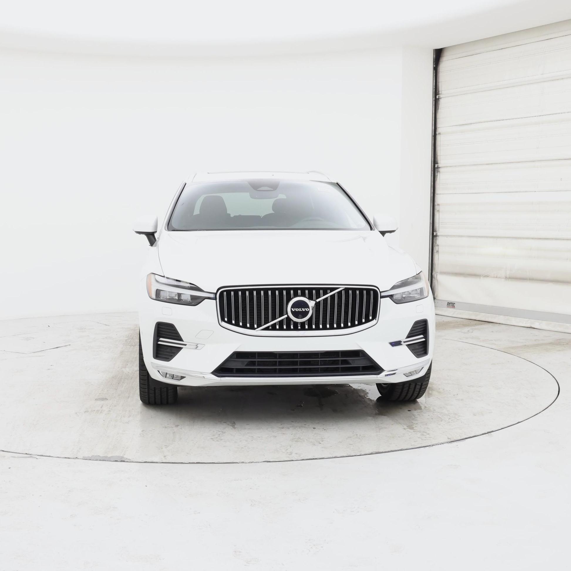 Thumbnail: 2023 Volvo XC60 - 5
