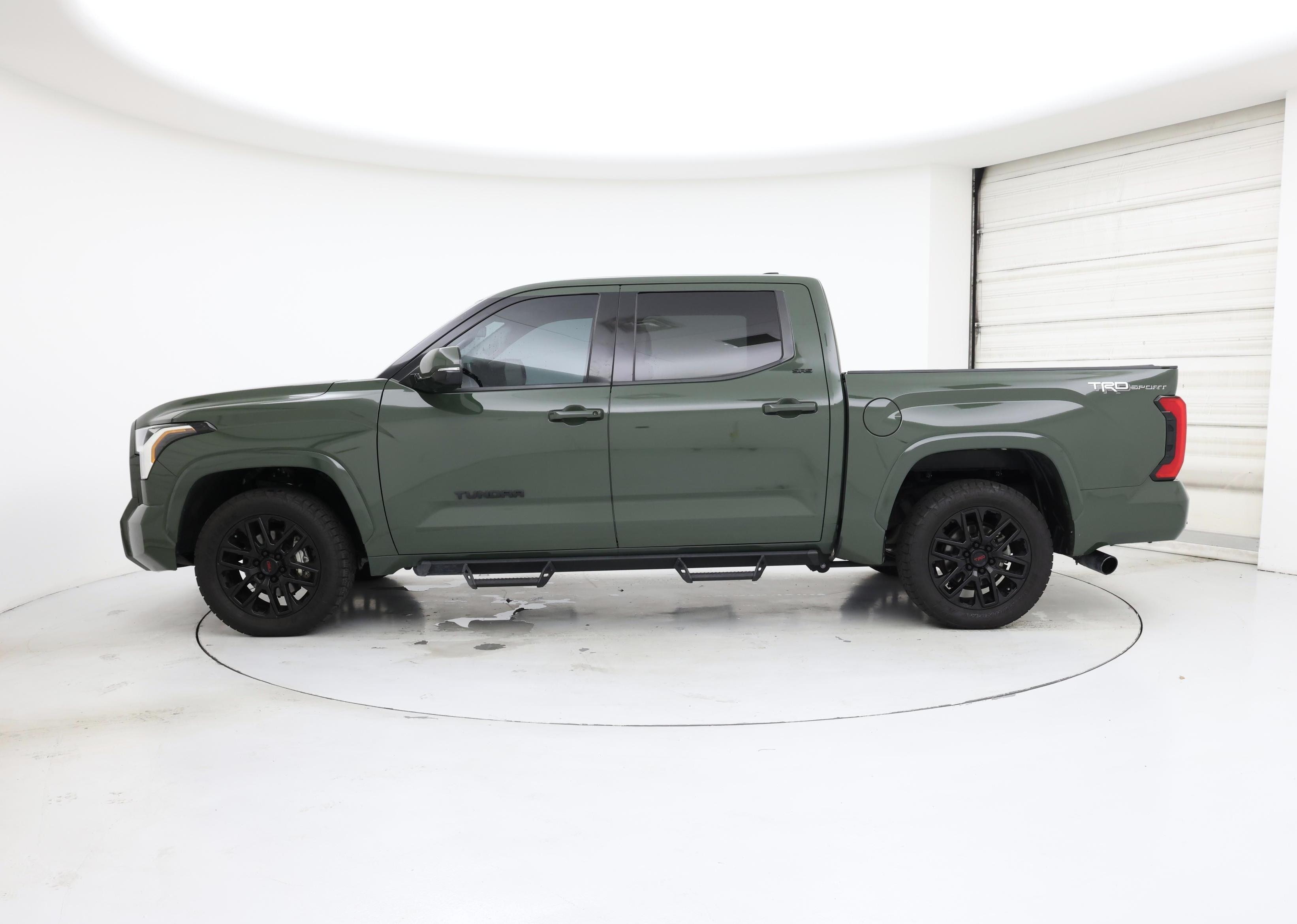 Thumbnail: 2023 Toyota Tundra - 3