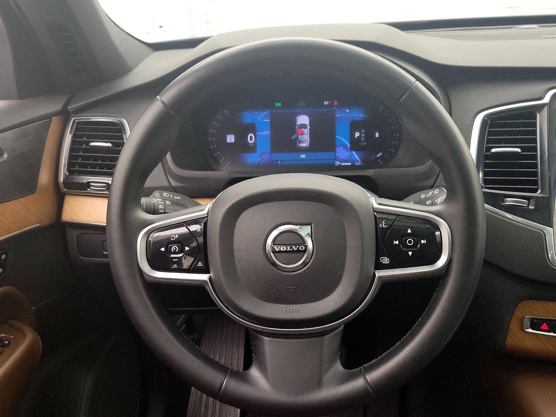 Thumbnail: 2023 Volvo XC90 - 10