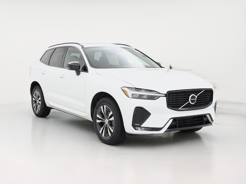 2024 Volvo XC60 B5 Core Dark Theme