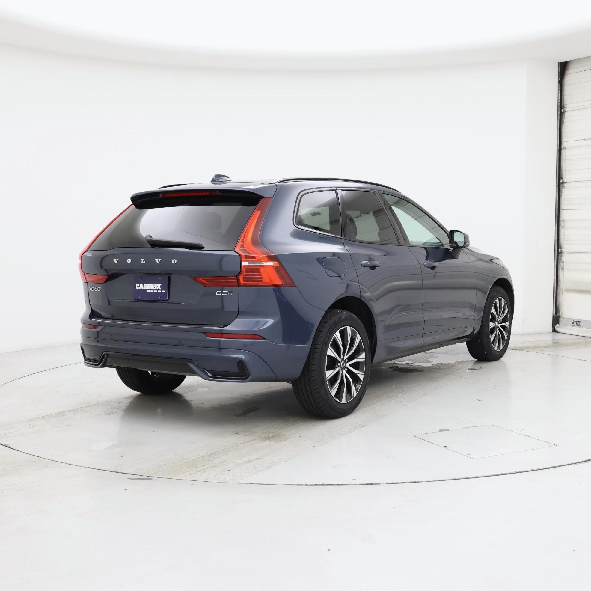 Thumbnail: 2024 Volvo XC60 - 8