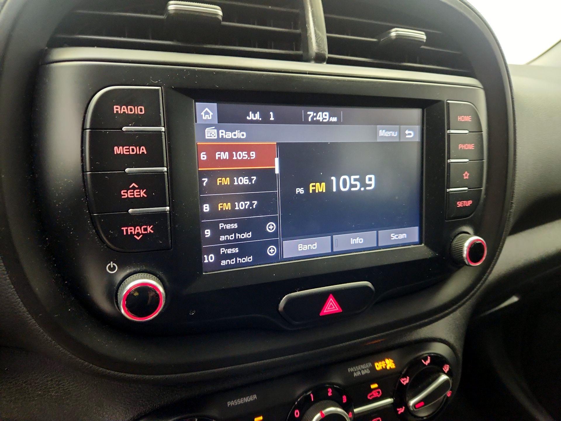 Thumbnail: 2020 Kia Soul - 15