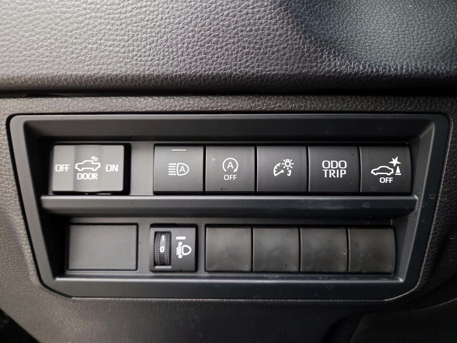 2026 Toyota Tundra SR5 - Photo 14