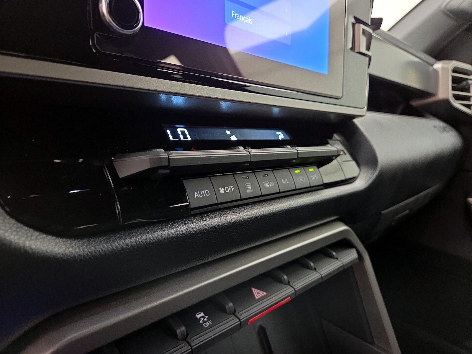 2026 Toyota Tundra SR5 - Photo 17