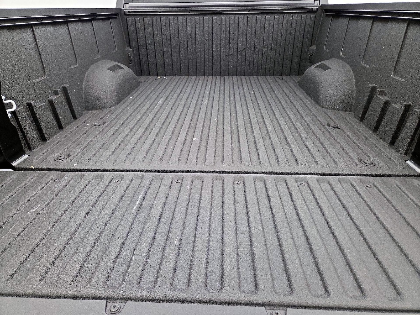 2026 Toyota Tundra SR5 - Photo 21