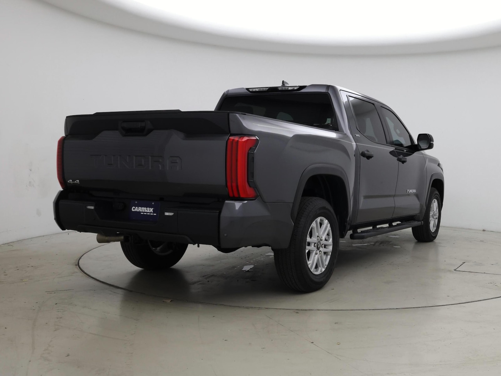 2026 Toyota Tundra SR5 - Photo 9