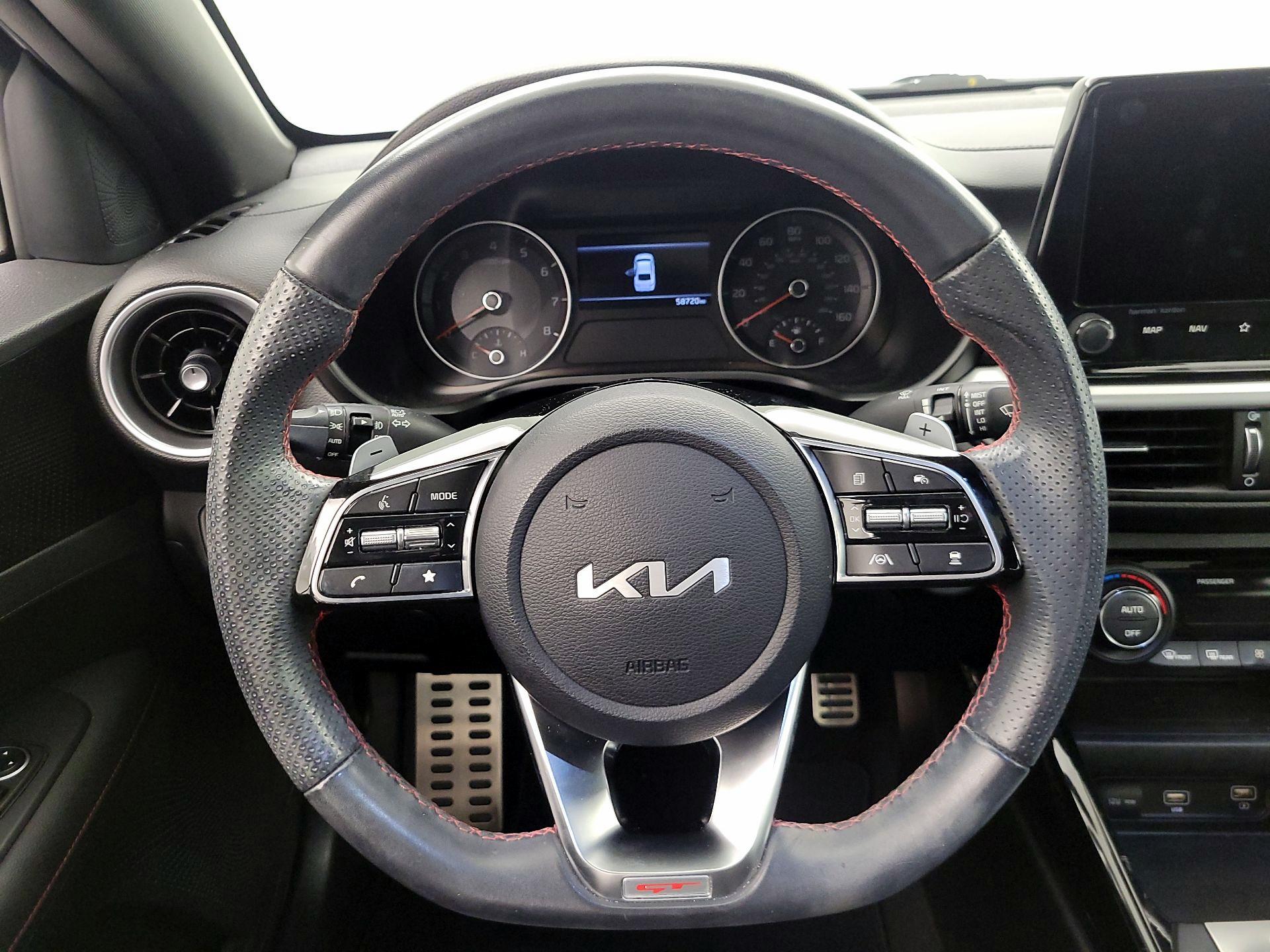 Thumbnail: 2023 Kia Forte - 10