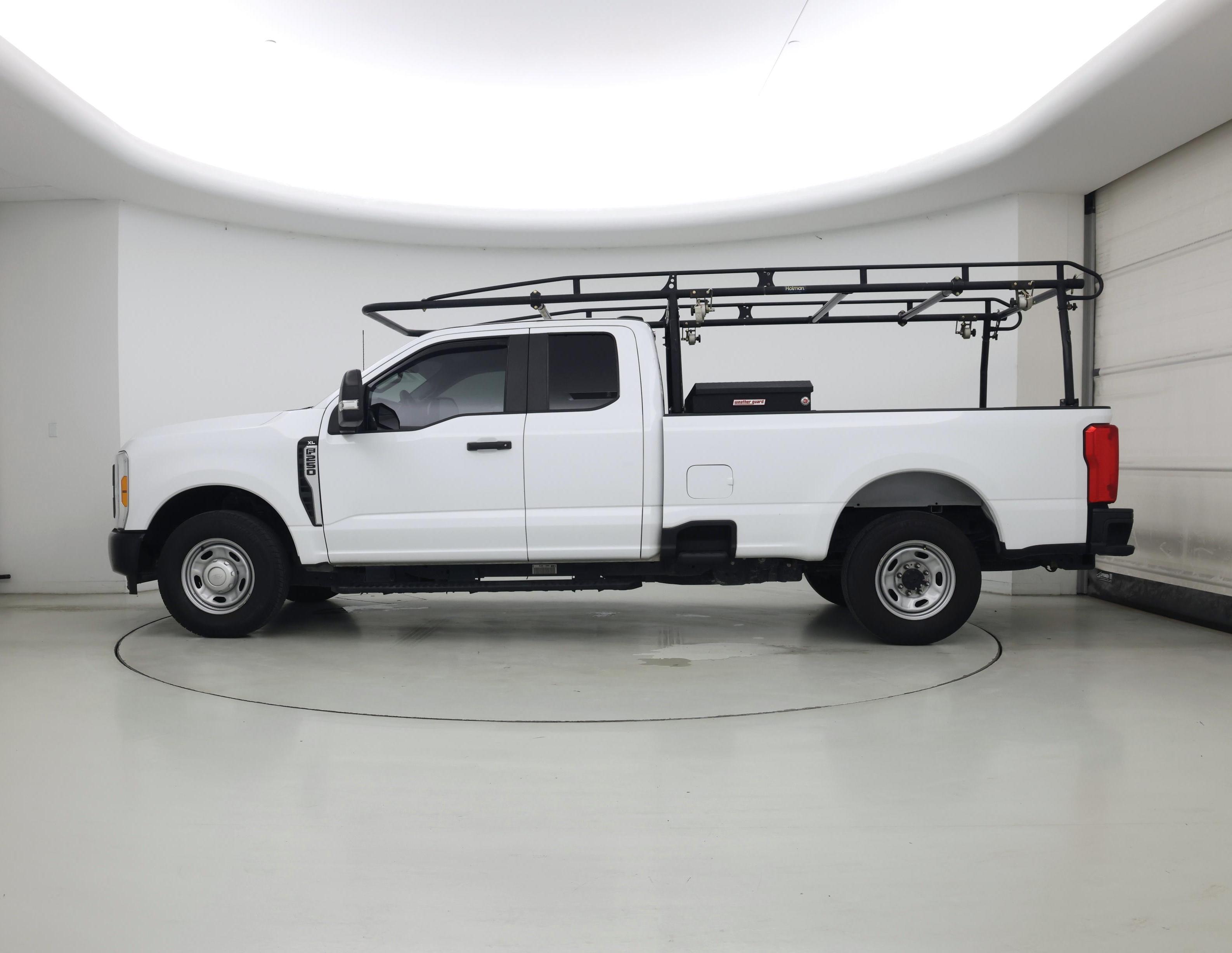 Thumbnail: 2023 Ford F-250 - 3