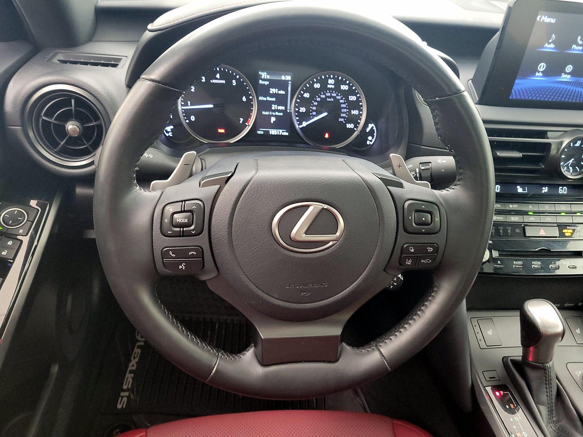 Thumbnail: 2024 Lexus IS - 10