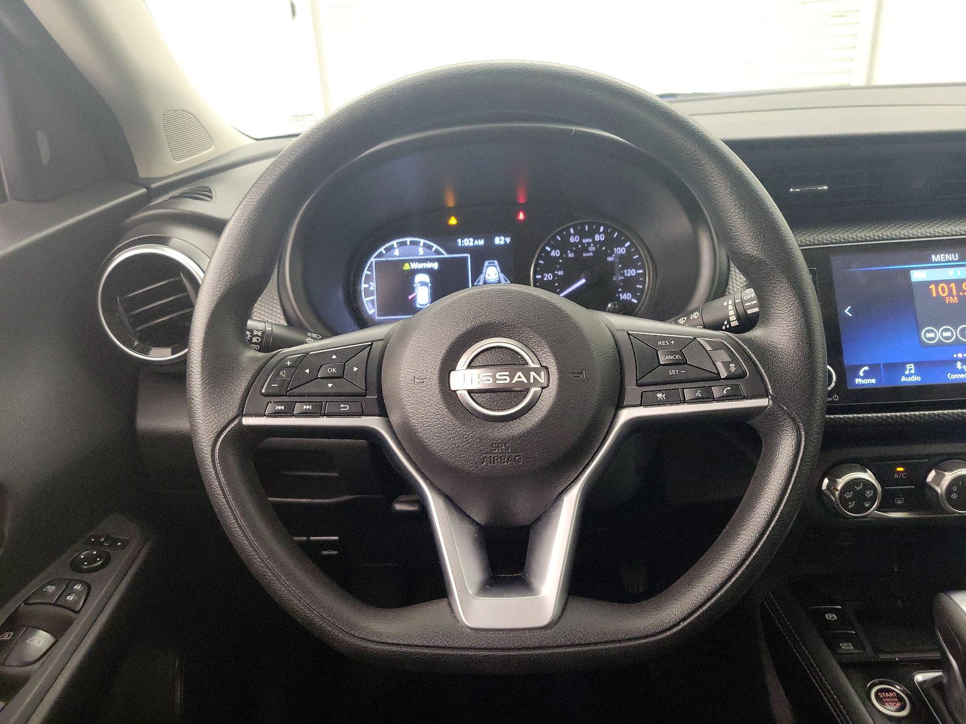 Thumbnail: 2023 Nissan Kicks - 10