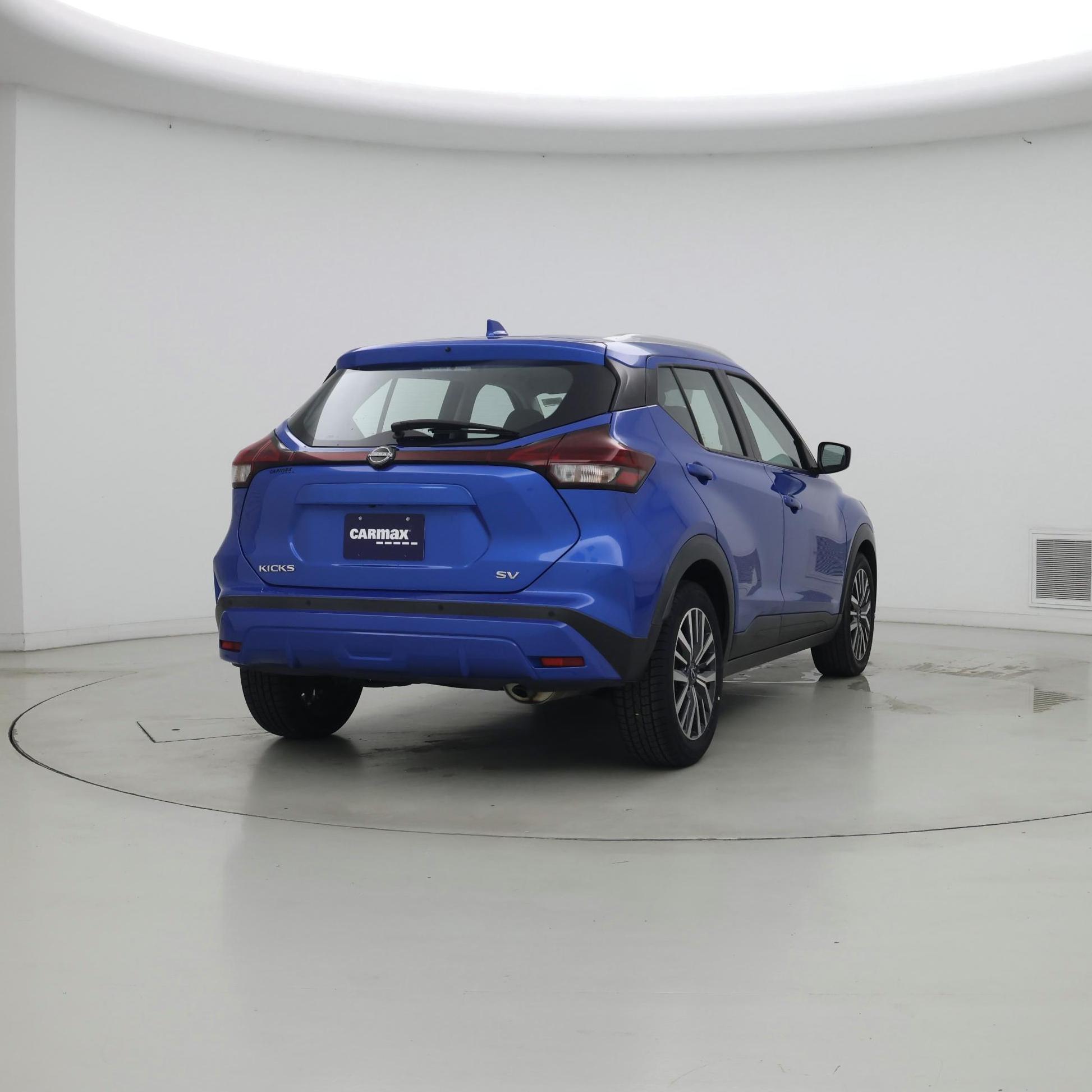 Thumbnail: 2023 Nissan Kicks - 8