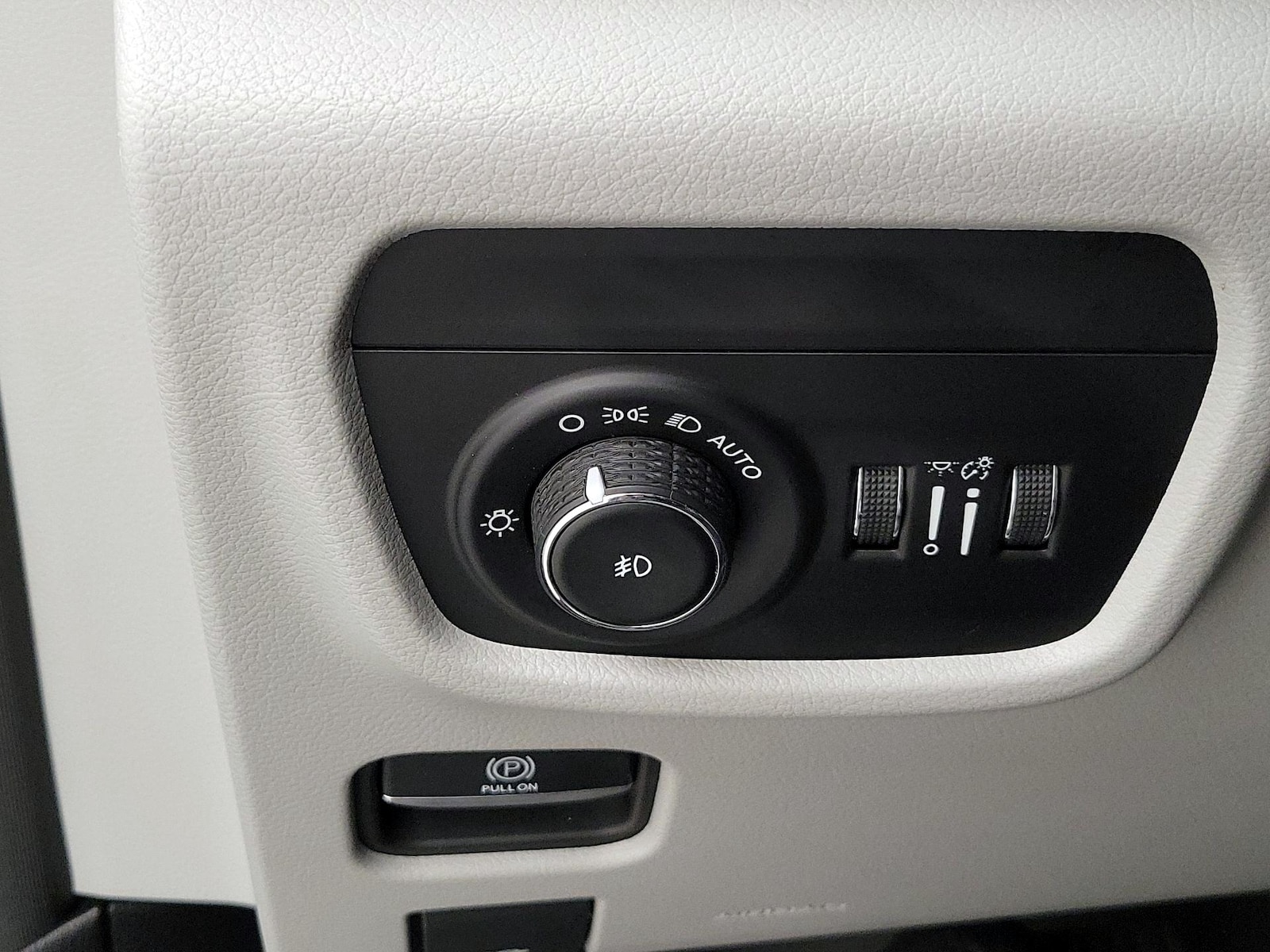 2023 Jeep Grand Cherokee L Overland - Photo 14