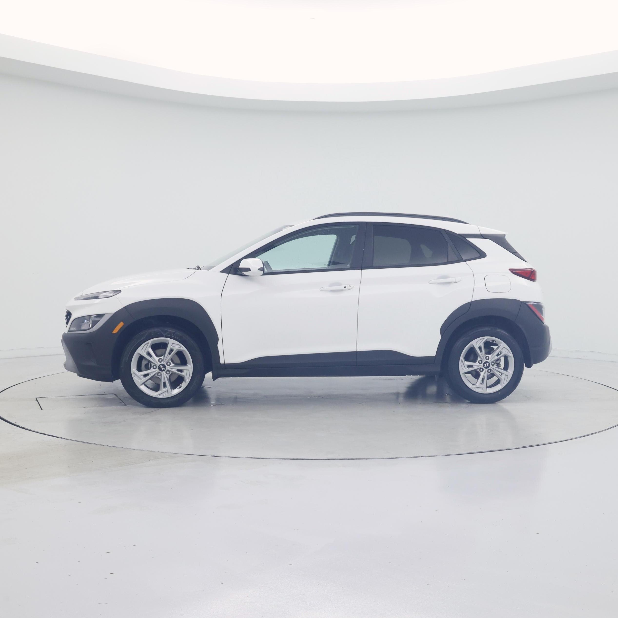 Thumbnail: 2022 Hyundai Kona - 3