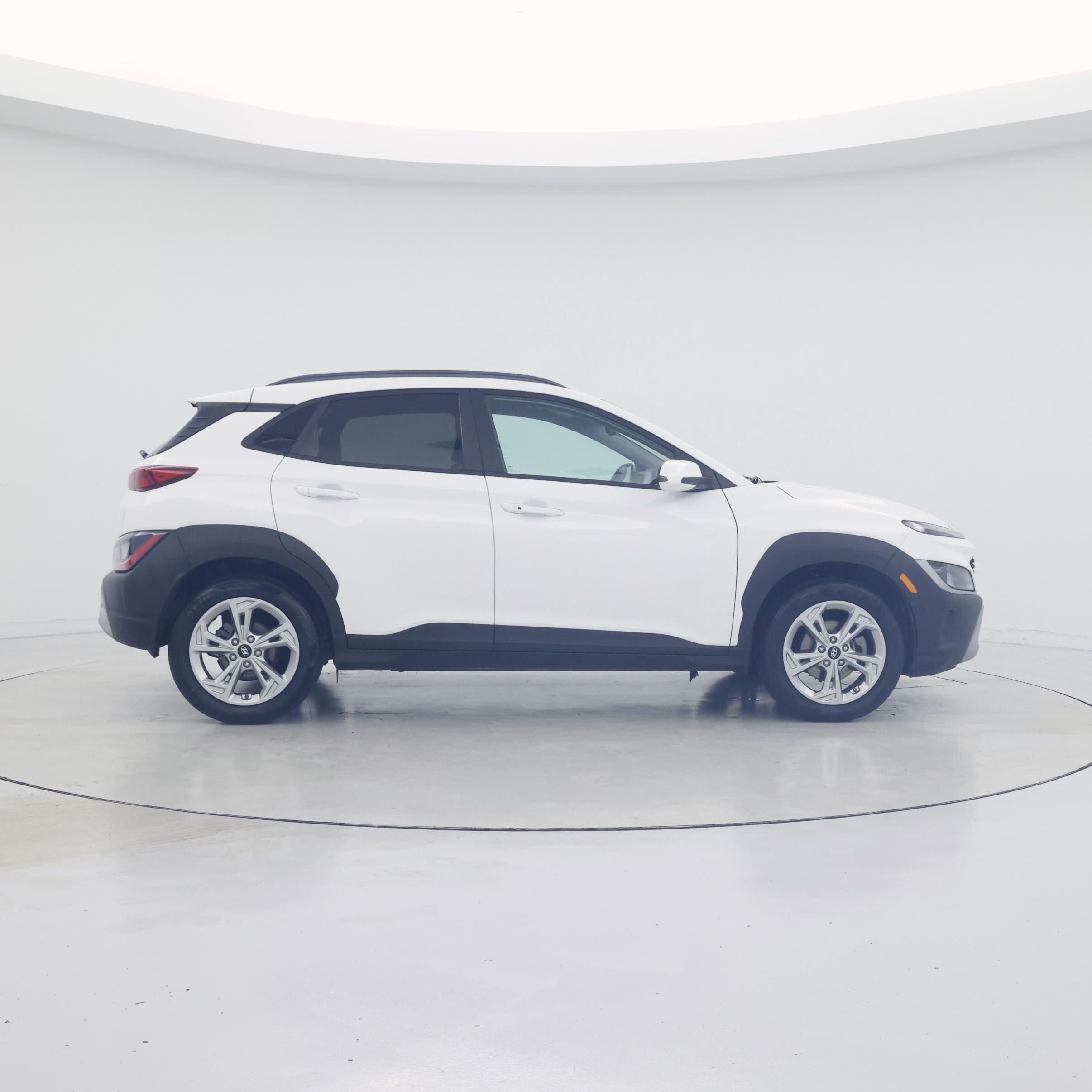 Thumbnail: 2022 Hyundai Kona - 7