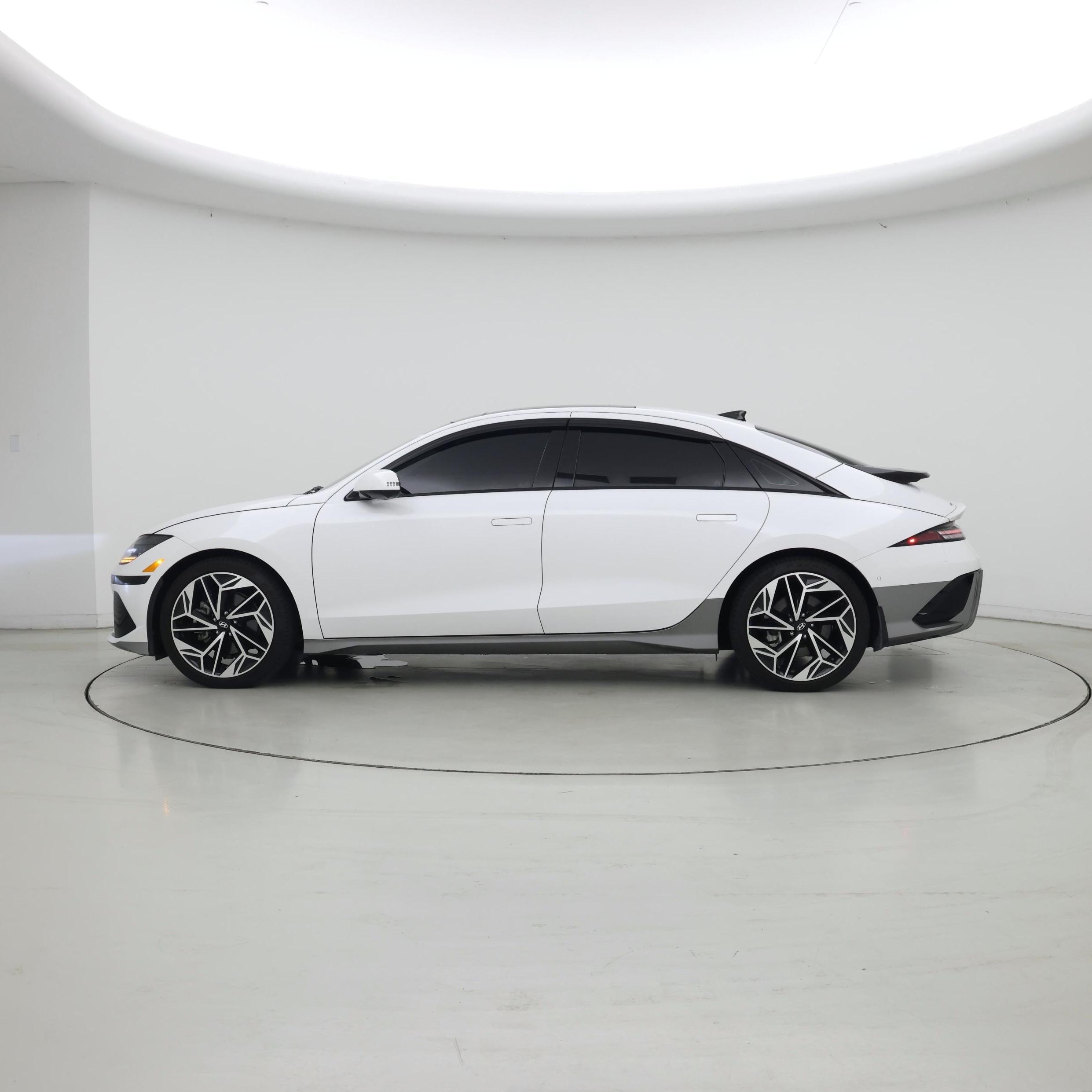 Thumbnail: 2025 Hyundai Ioniq 6 - 3