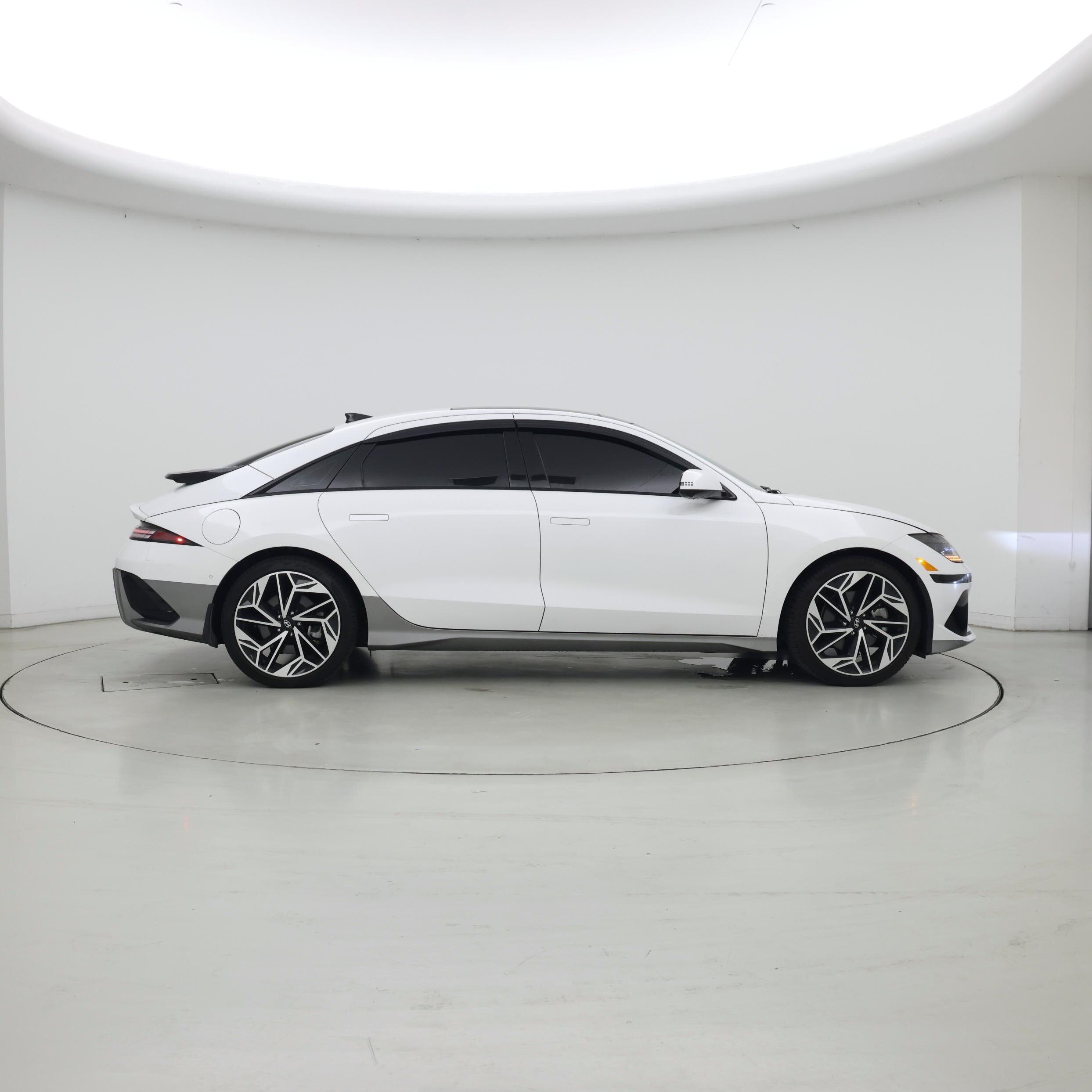 Thumbnail: 2025 Hyundai Ioniq 6 - 7