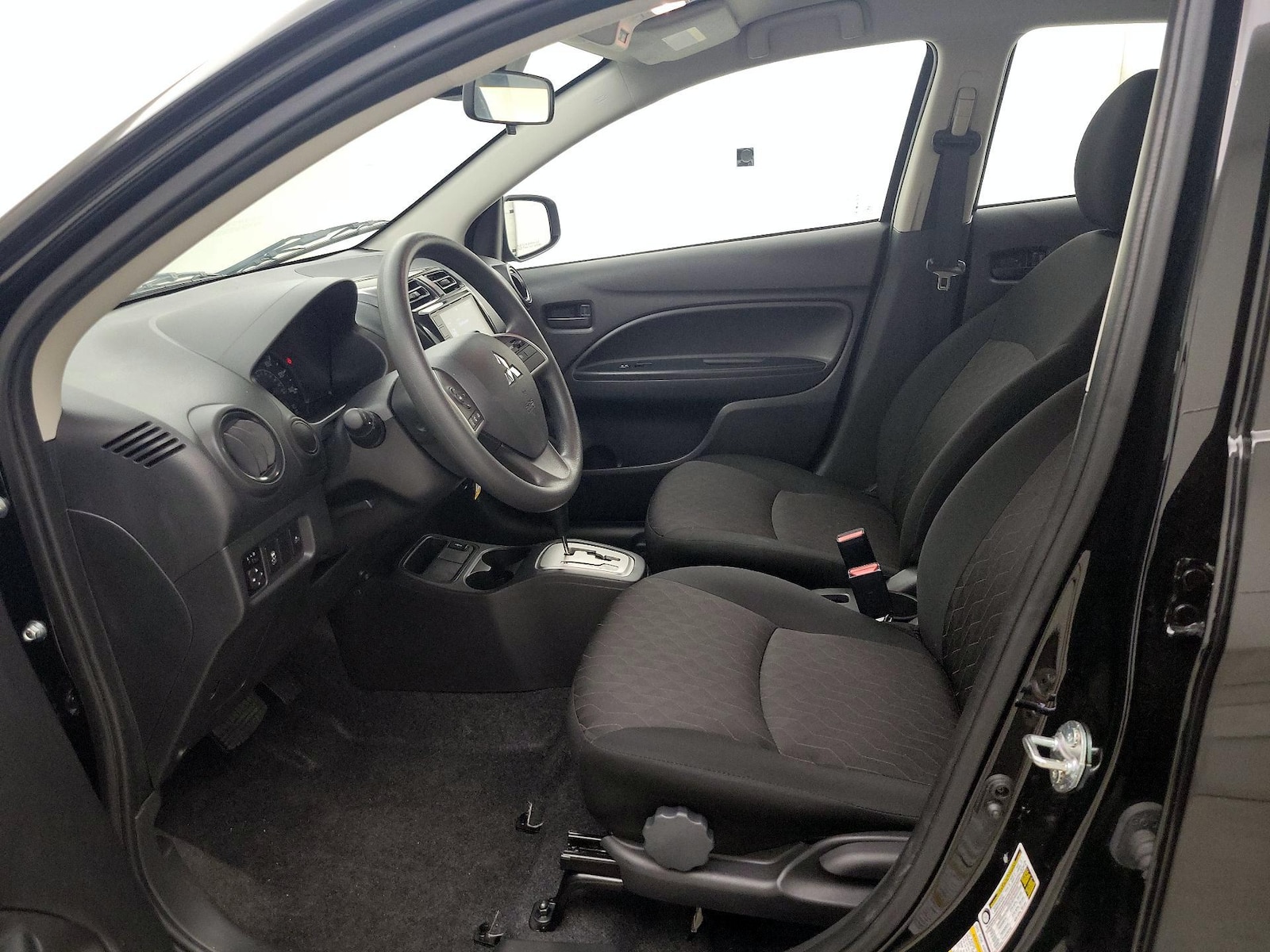 2024 Mitsubishi Mirage ES - Photo 12