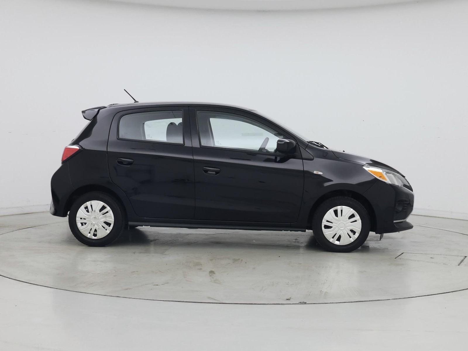 2024 Mitsubishi Mirage ES - Photo 8