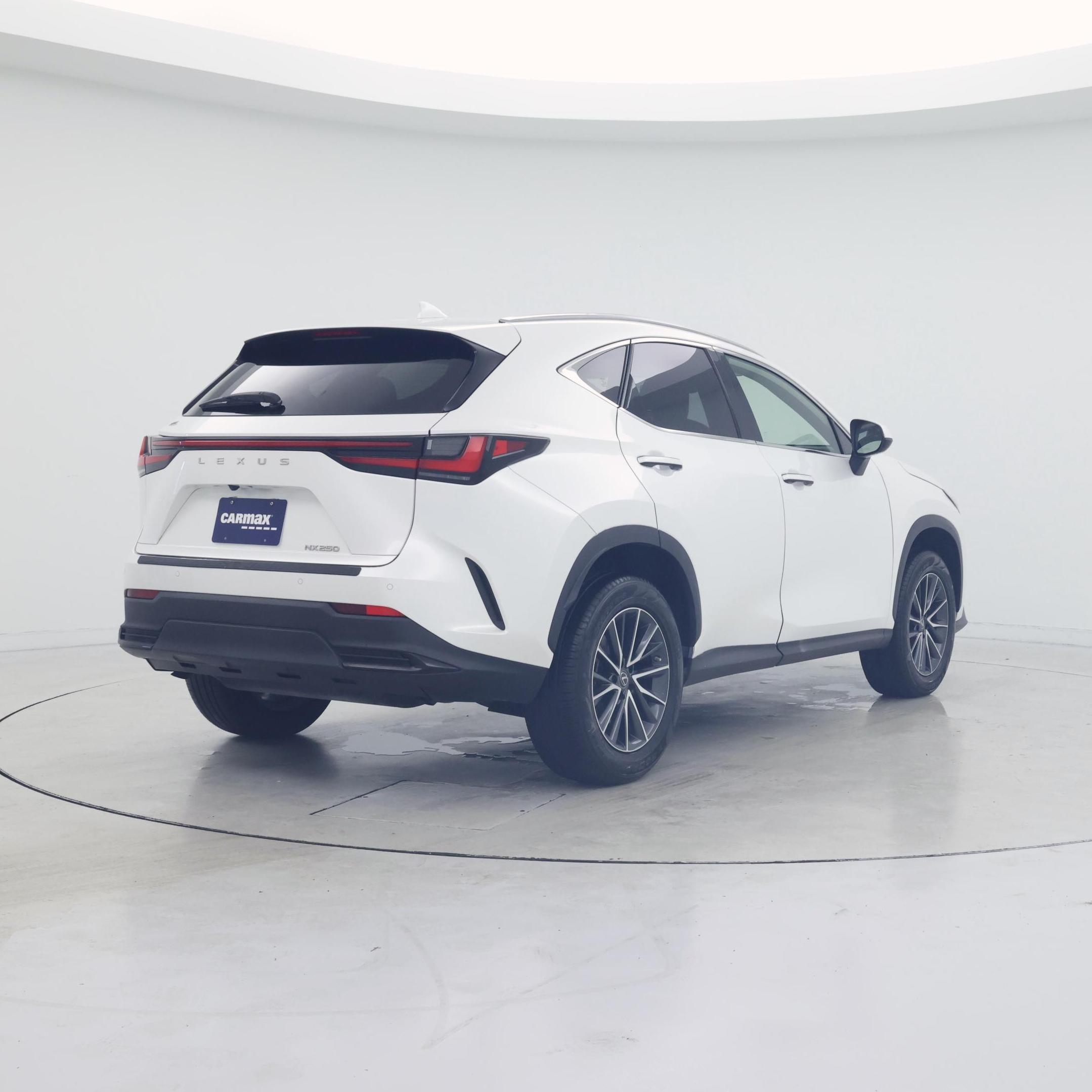 Thumbnail: 2022 Lexus NX - 8
