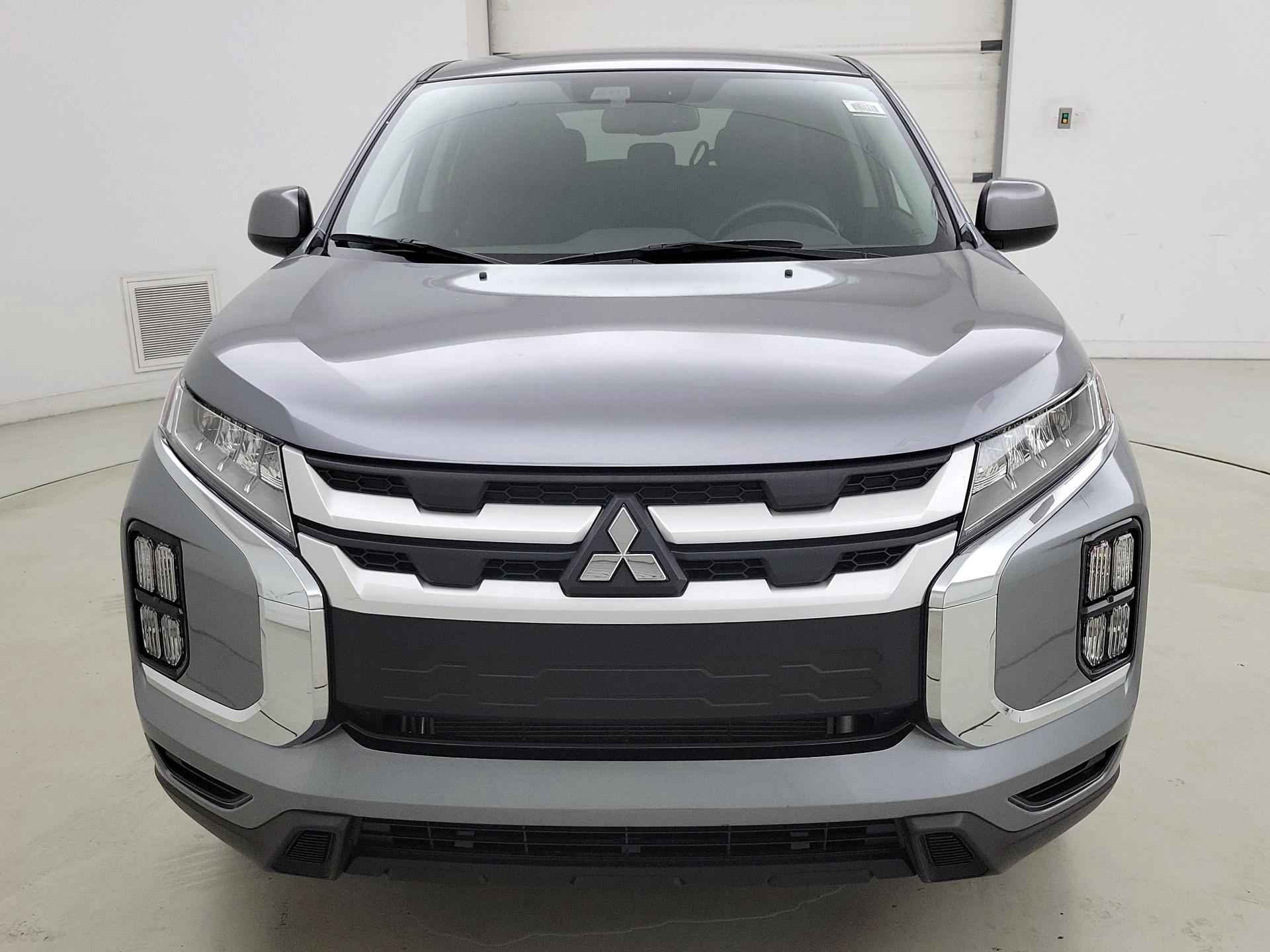 Thumbnail: 2025 Mitsubishi Outlander Sport - 3