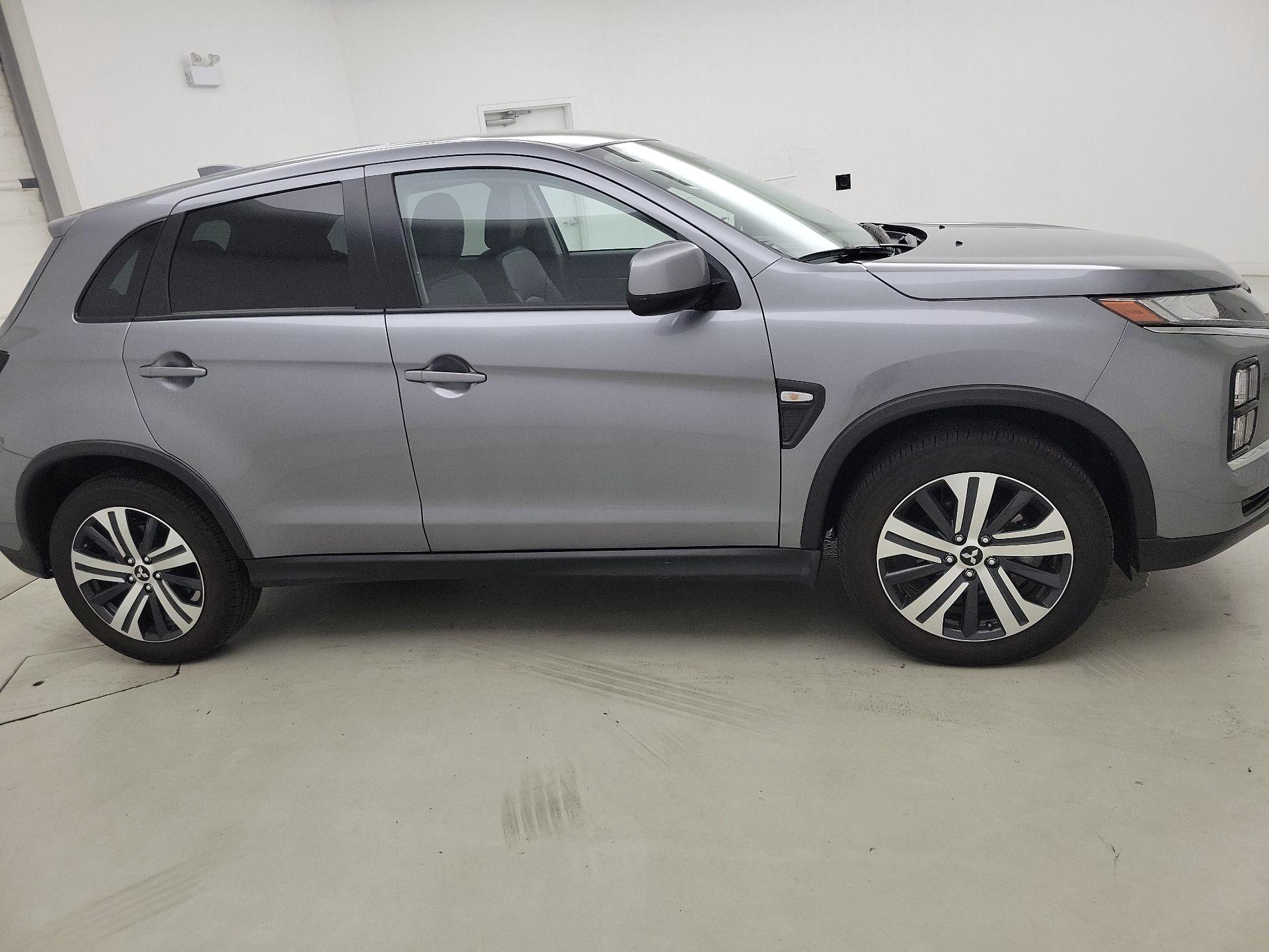 Thumbnail: 2025 Mitsubishi Outlander Sport - 4