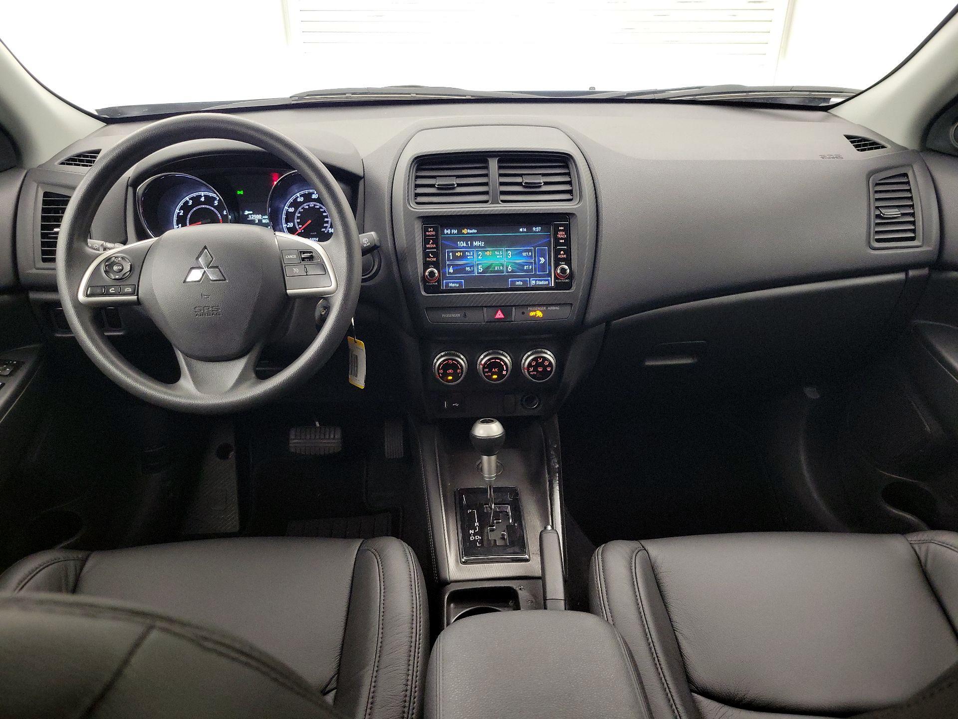 Thumbnail: 2025 Mitsubishi Outlander Sport - 8
