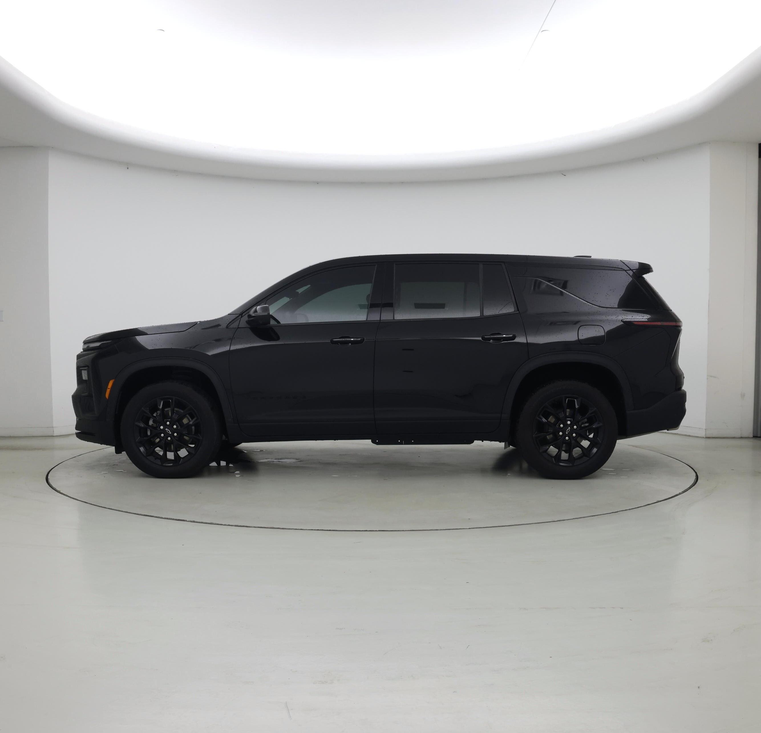 Thumbnail: 2024 Chevrolet Traverse - 3