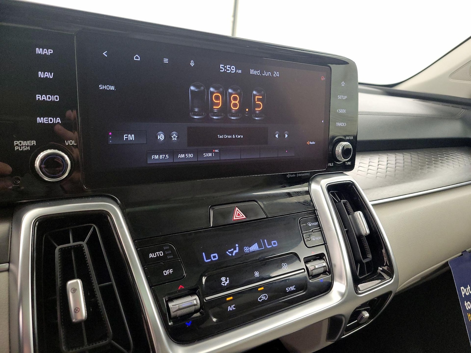 2021 Kia Sorento SX - Photo 17